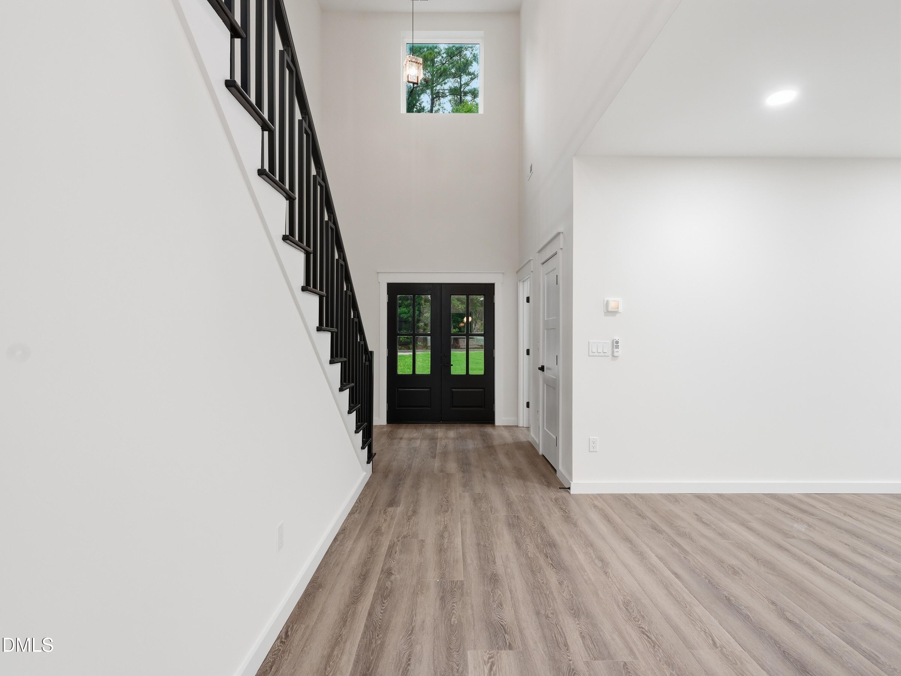 property-img