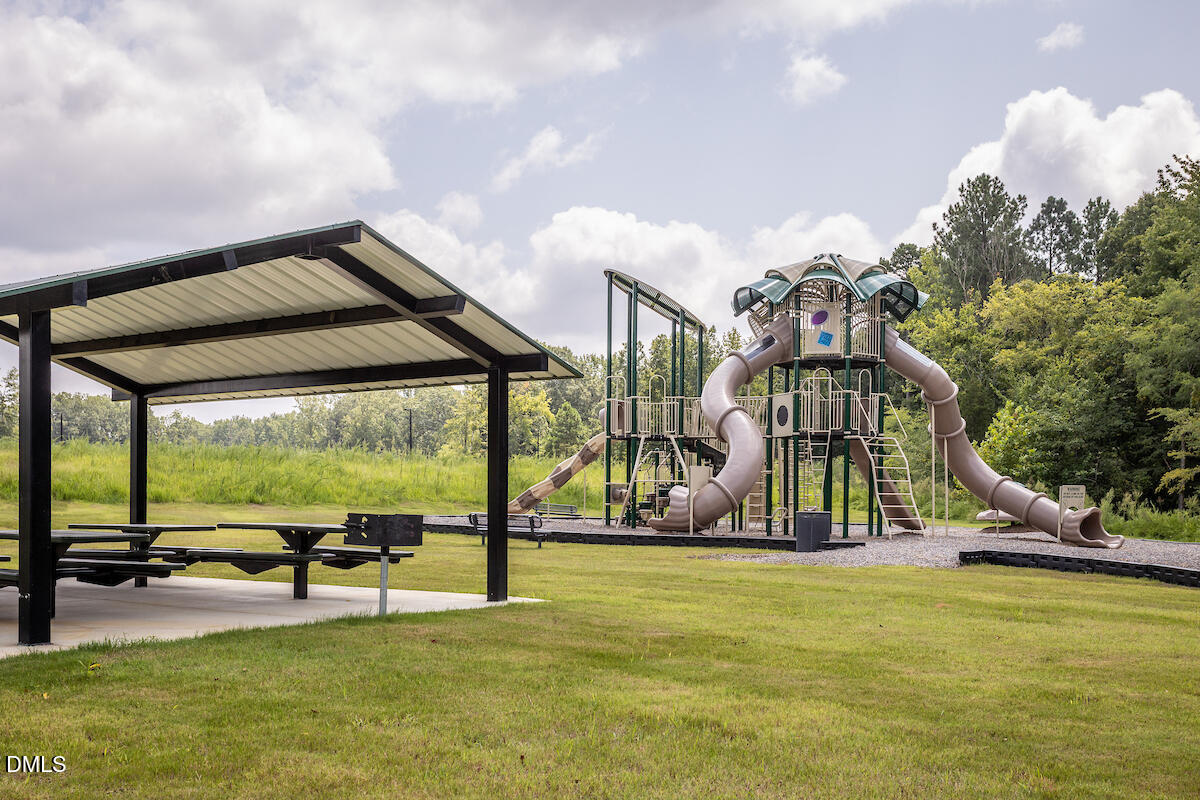 Exterior photo of 202 Independence Lane, Oxford, NC 27565. MLS: 10184709