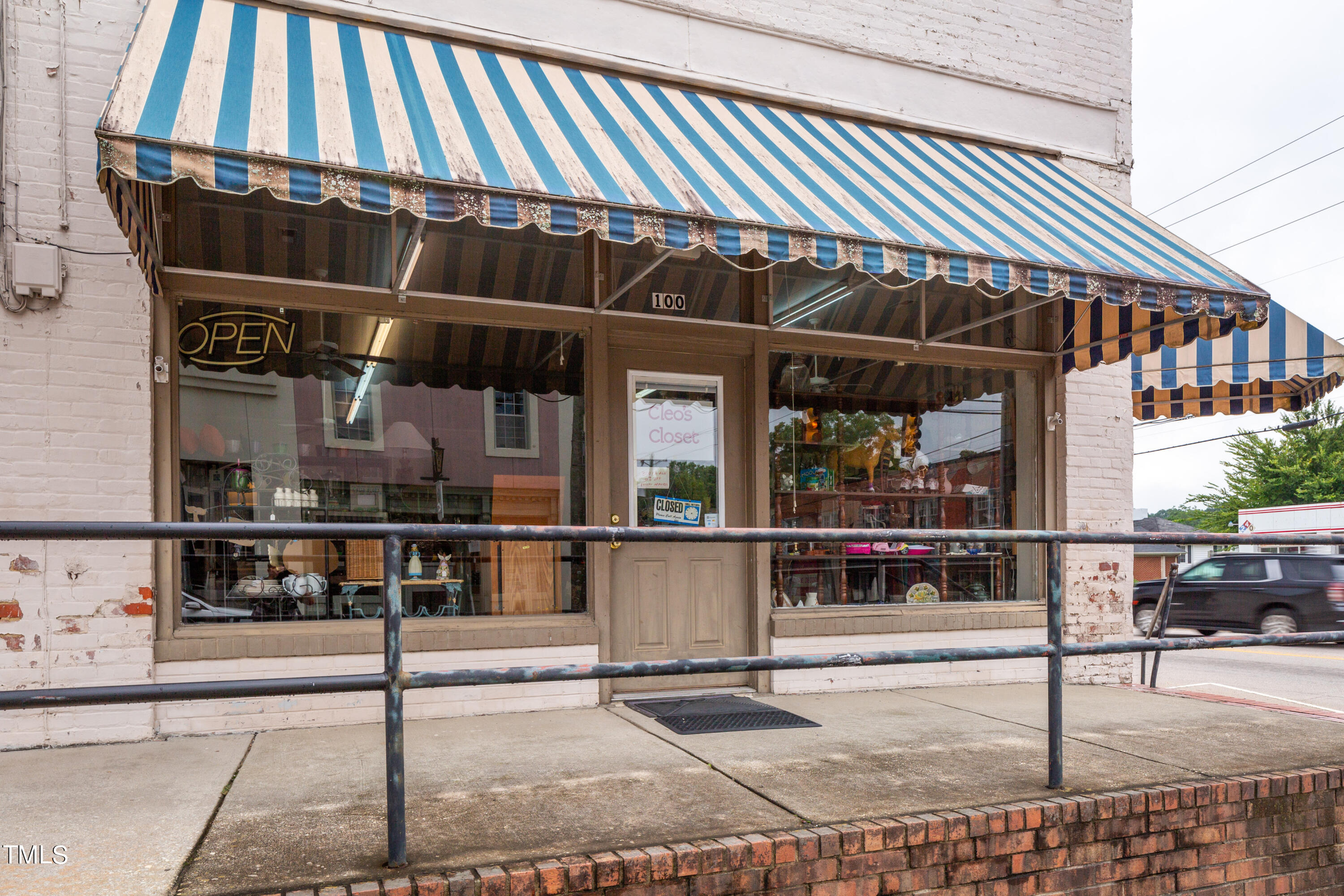 100 N Main St3