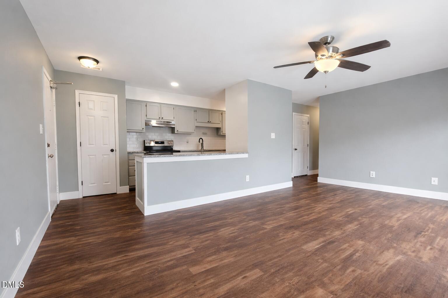 Exterior photo of 2020 Quaker Landing 201, Raleigh, NC 27603. MLS: 10178048