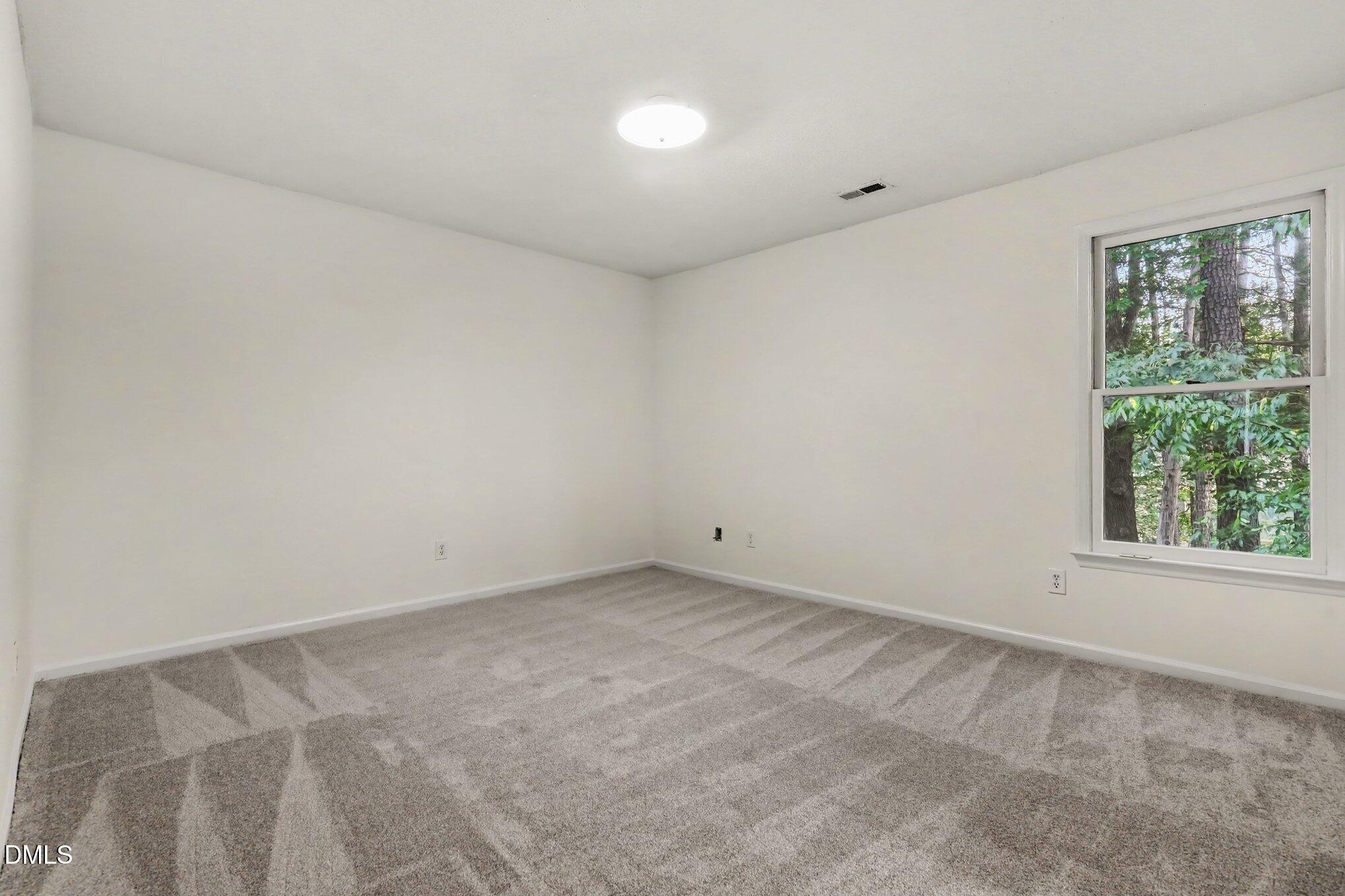 Exterior photo of 5617 Hamstead Crossing, Raleigh, NC 27612. MLS: 10192378