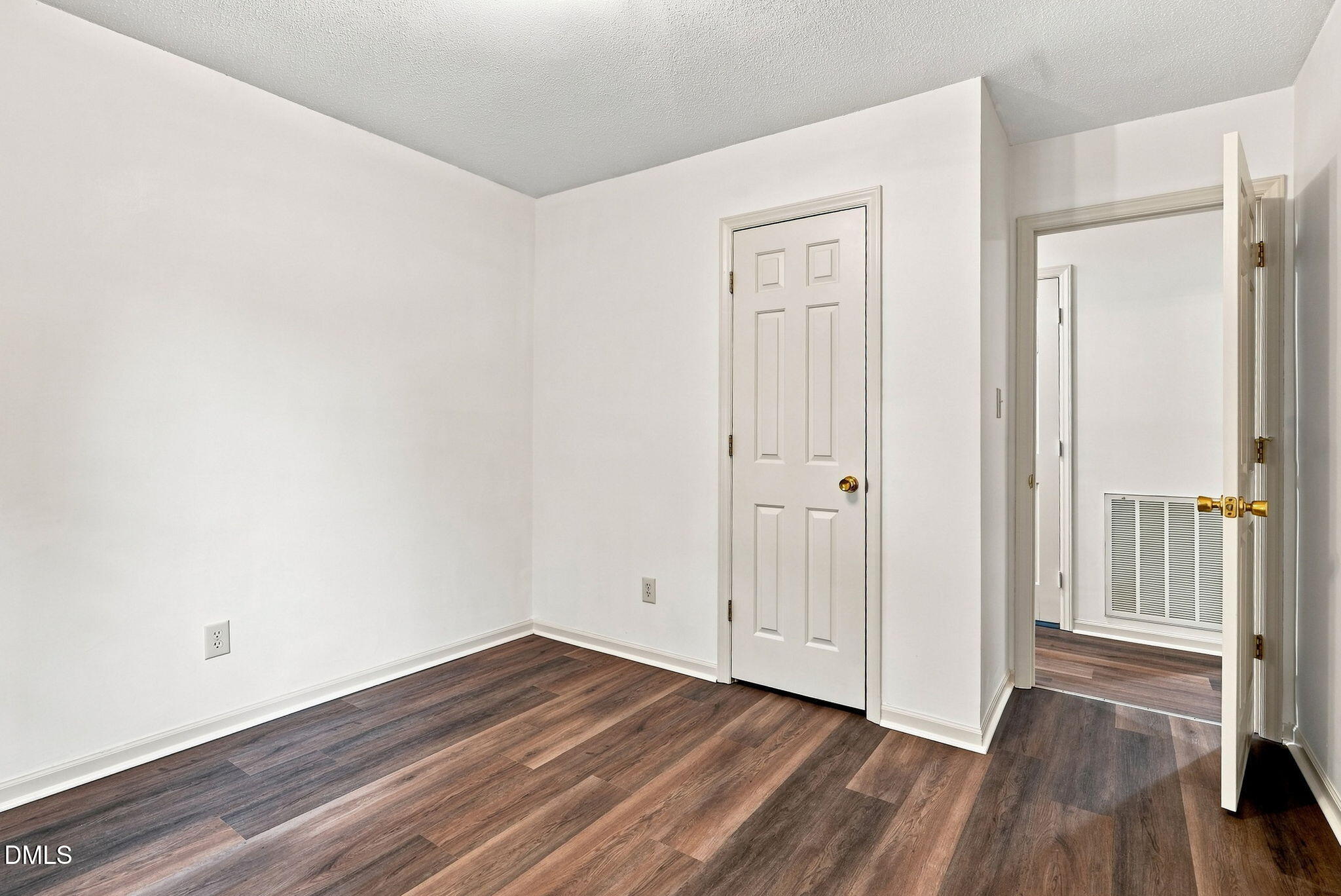 Exterior photo of 1211 Flanders Street, Garner, NC 27529. MLS: 10186919