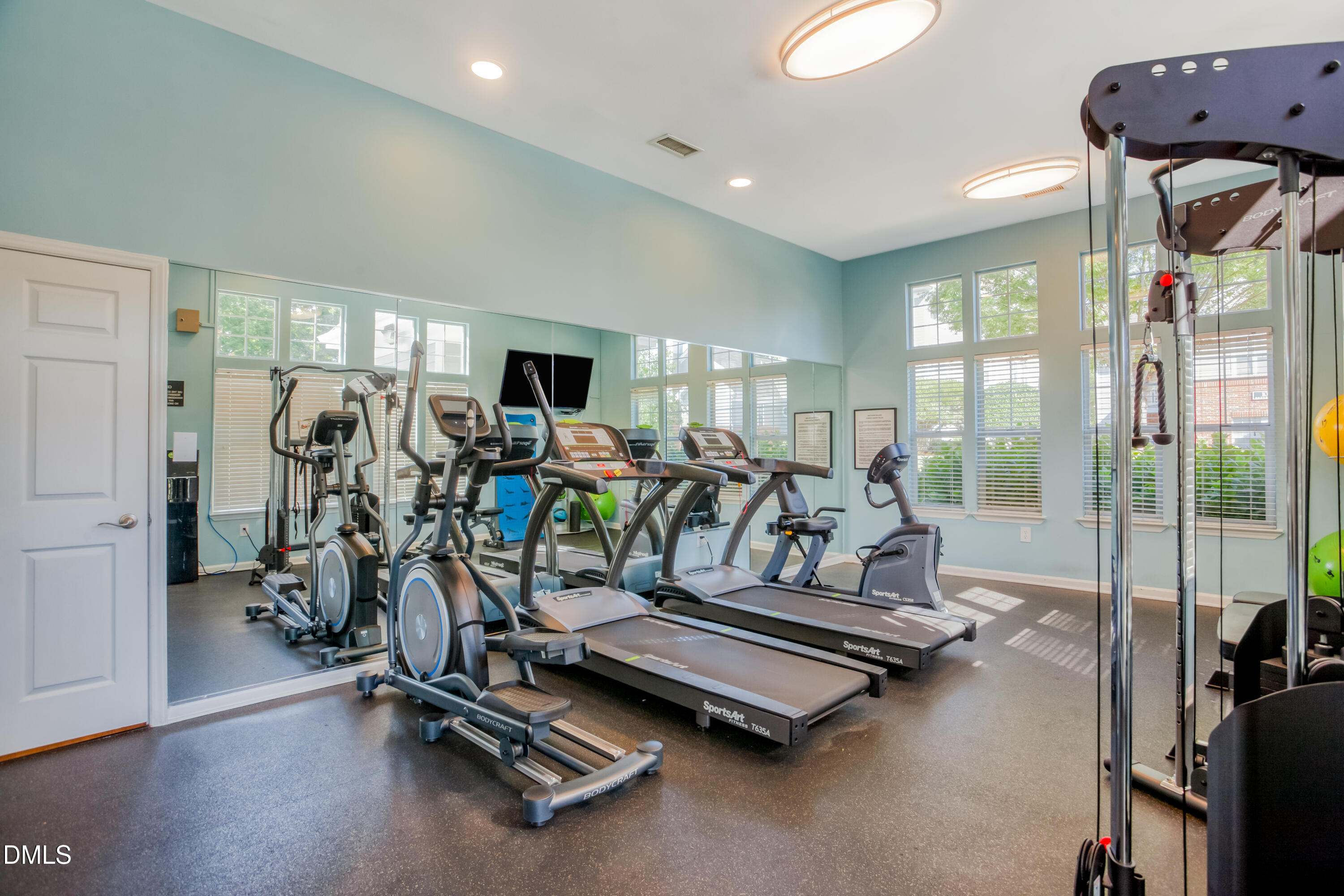 SouthernVillage_200CopperlineDr_II-82061