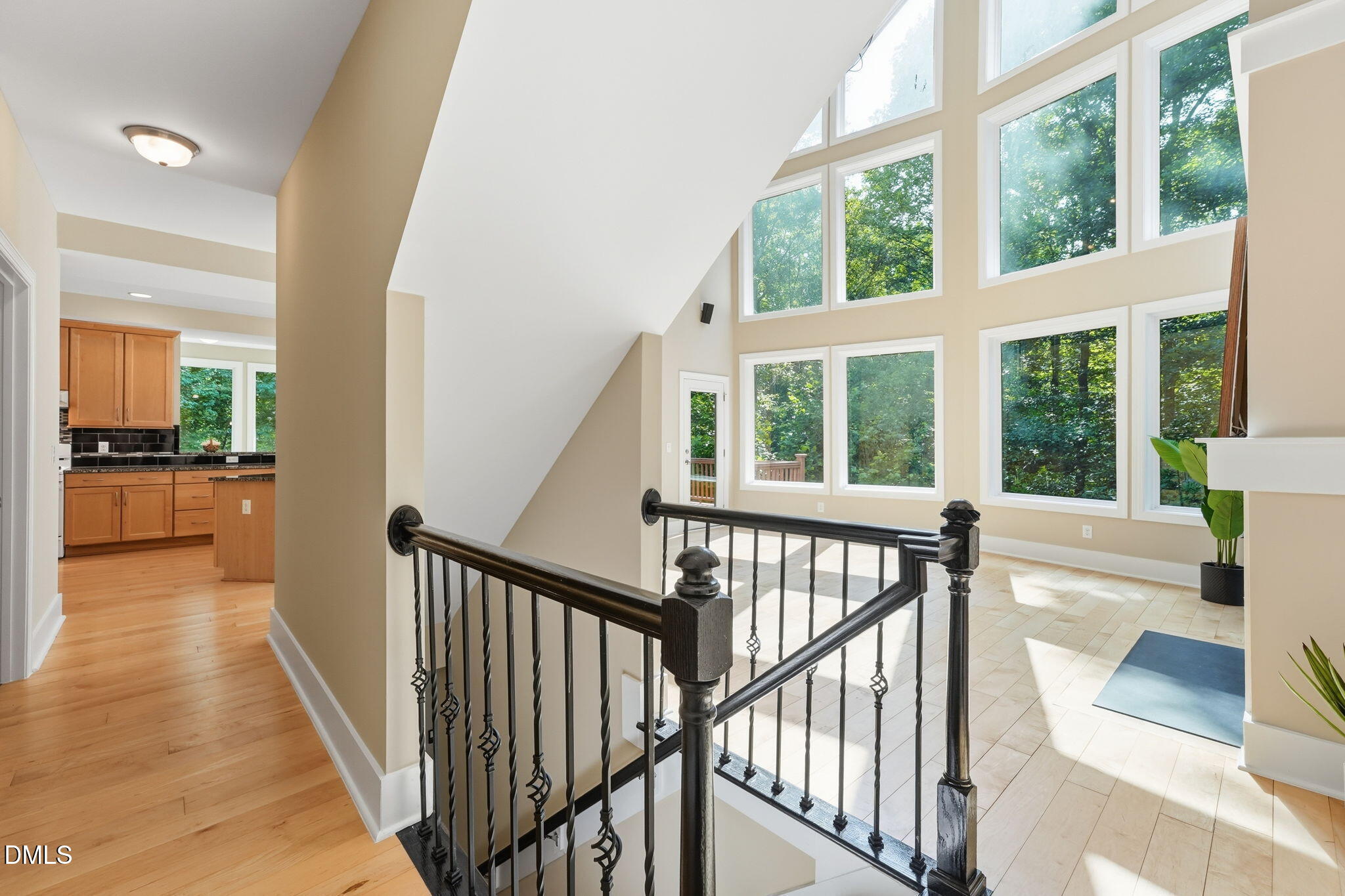Exterior photo of 1001 Reaves Drive, Chapel Hill, NC 27516. MLS: 10181382