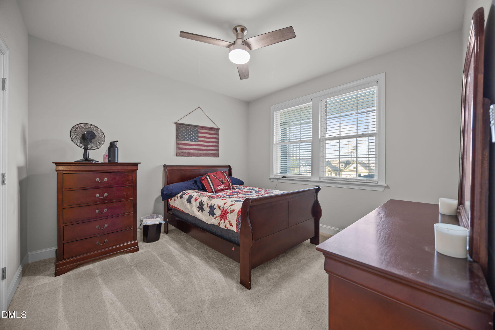 property-img