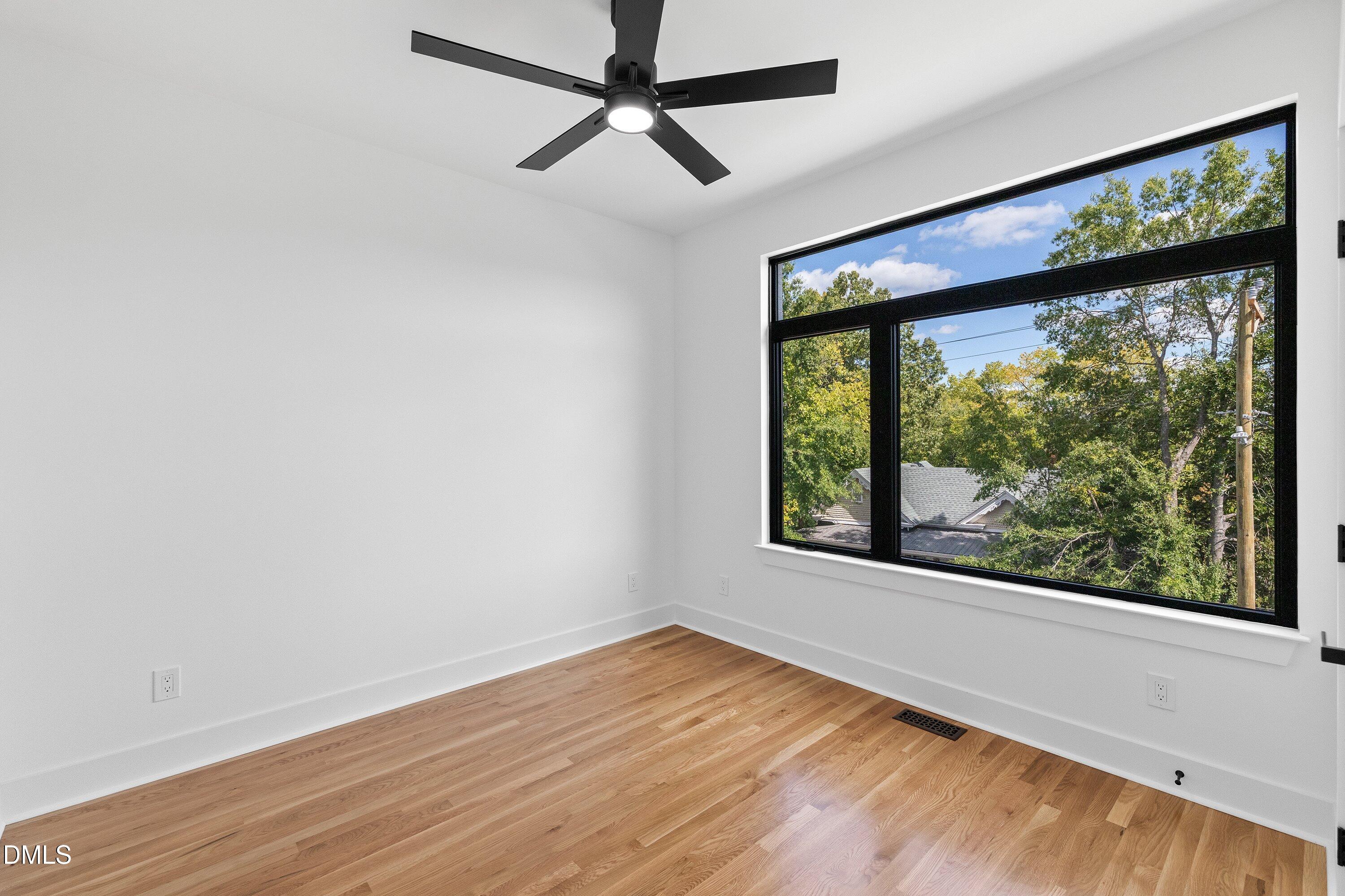 Exterior photo of 805 N Roxboro Street, Durham, NC 27701. MLS: 10196413