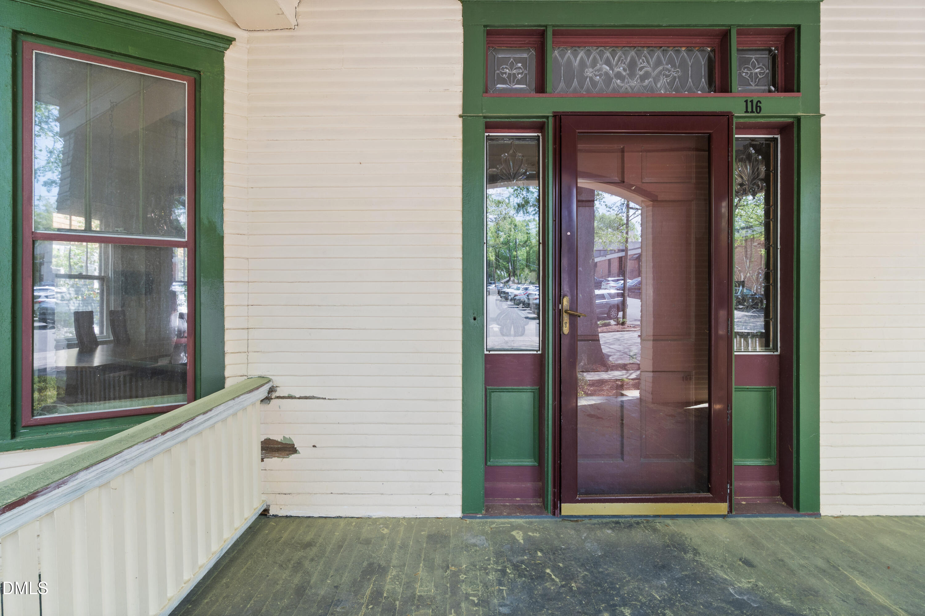 Exterior photo of 116 Hawthorne Road, Raleigh, NC 27605. MLS: 10182428