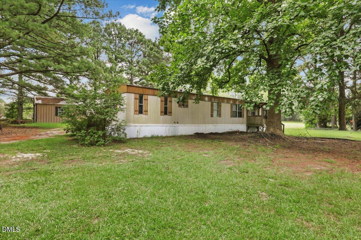 Exterior photo of 512 Live Oak Church Road, Selma, NC 27576. MLS: 10188153