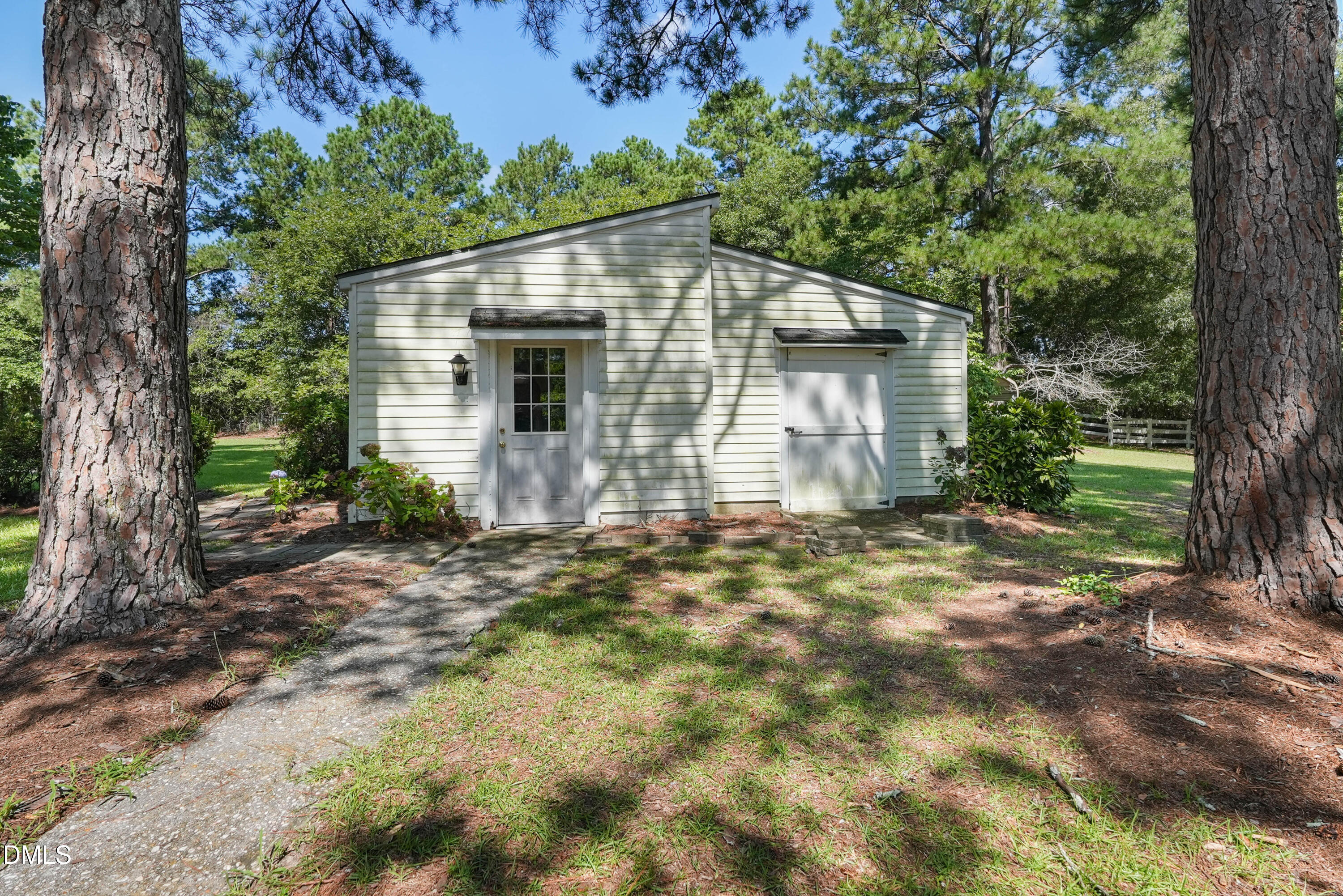 Exterior photo of 2292 Fairground Road, Coats, NC 27521. MLS: 10187446