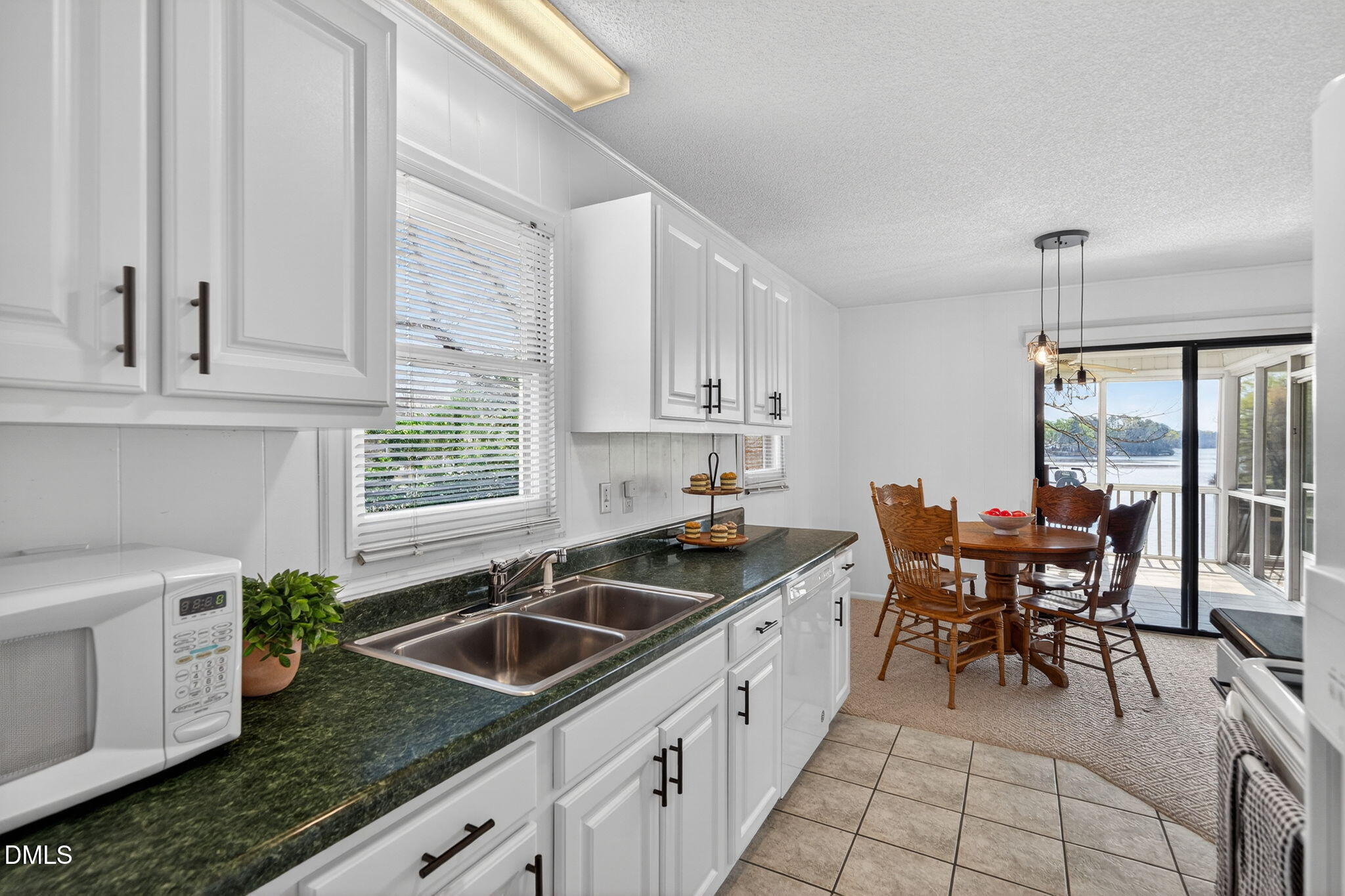 property-img