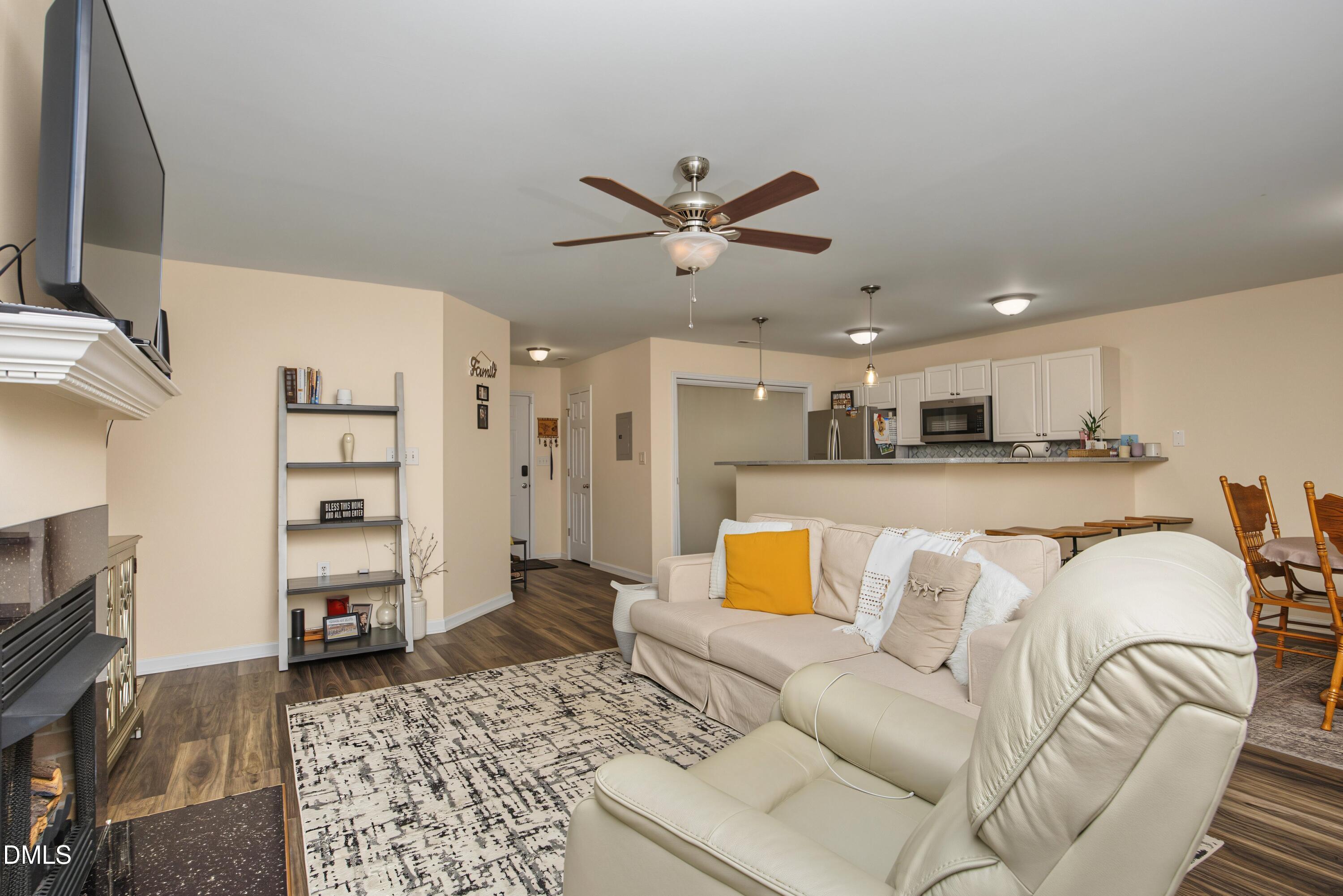Exterior photo of 1112 Renshaw Court, Cary, NC 27518. MLS: 10184398