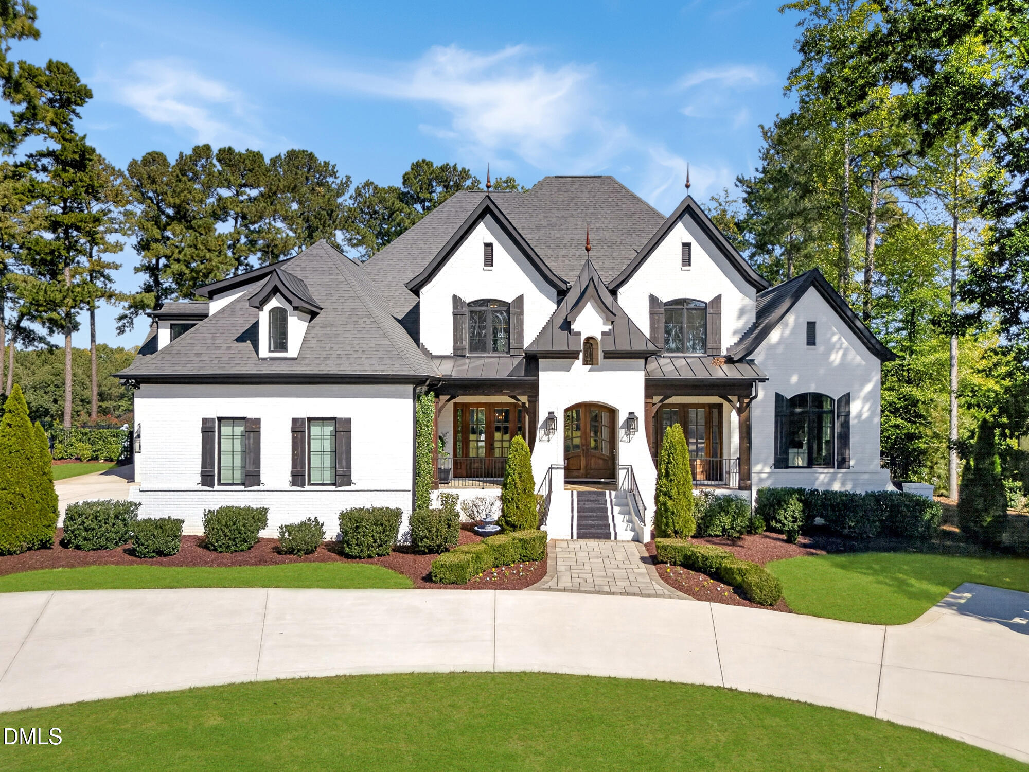 1325 Eagleson Lane