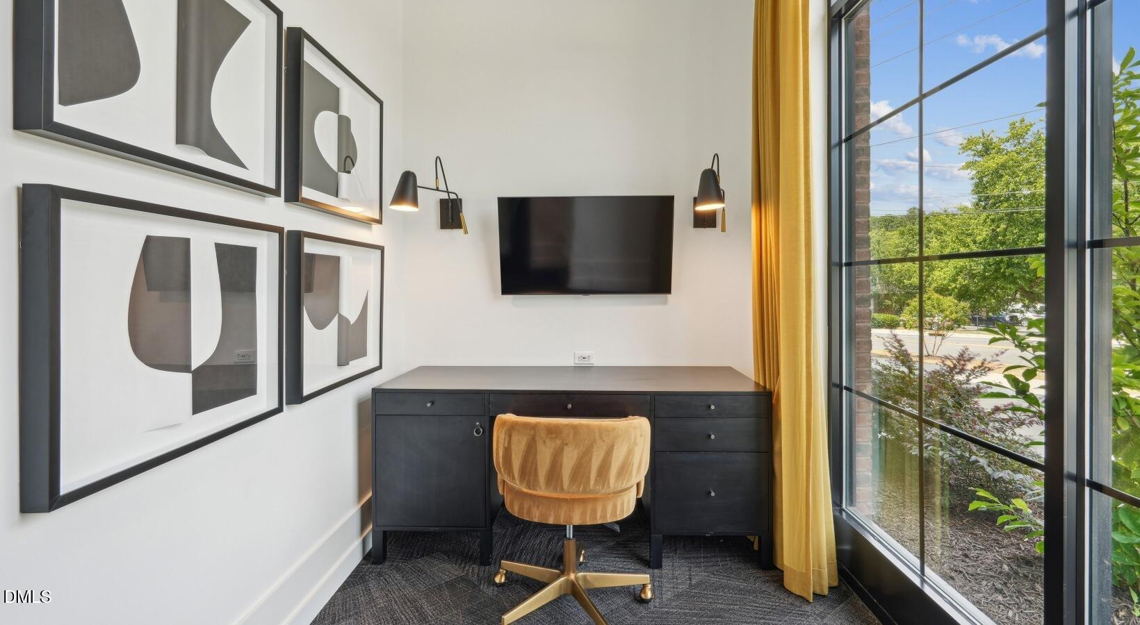 The-Hartley-at-Blue-Hill_Clubhouse_June-