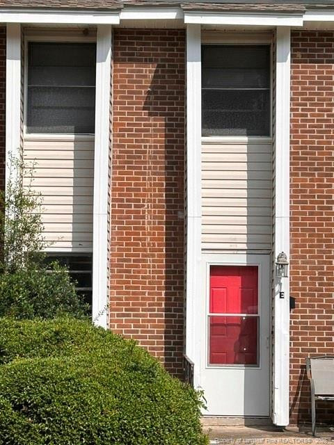 Exterior photo of 573 Winding Creek Road E, Fayetteville, NC 28305. MLS: 767425