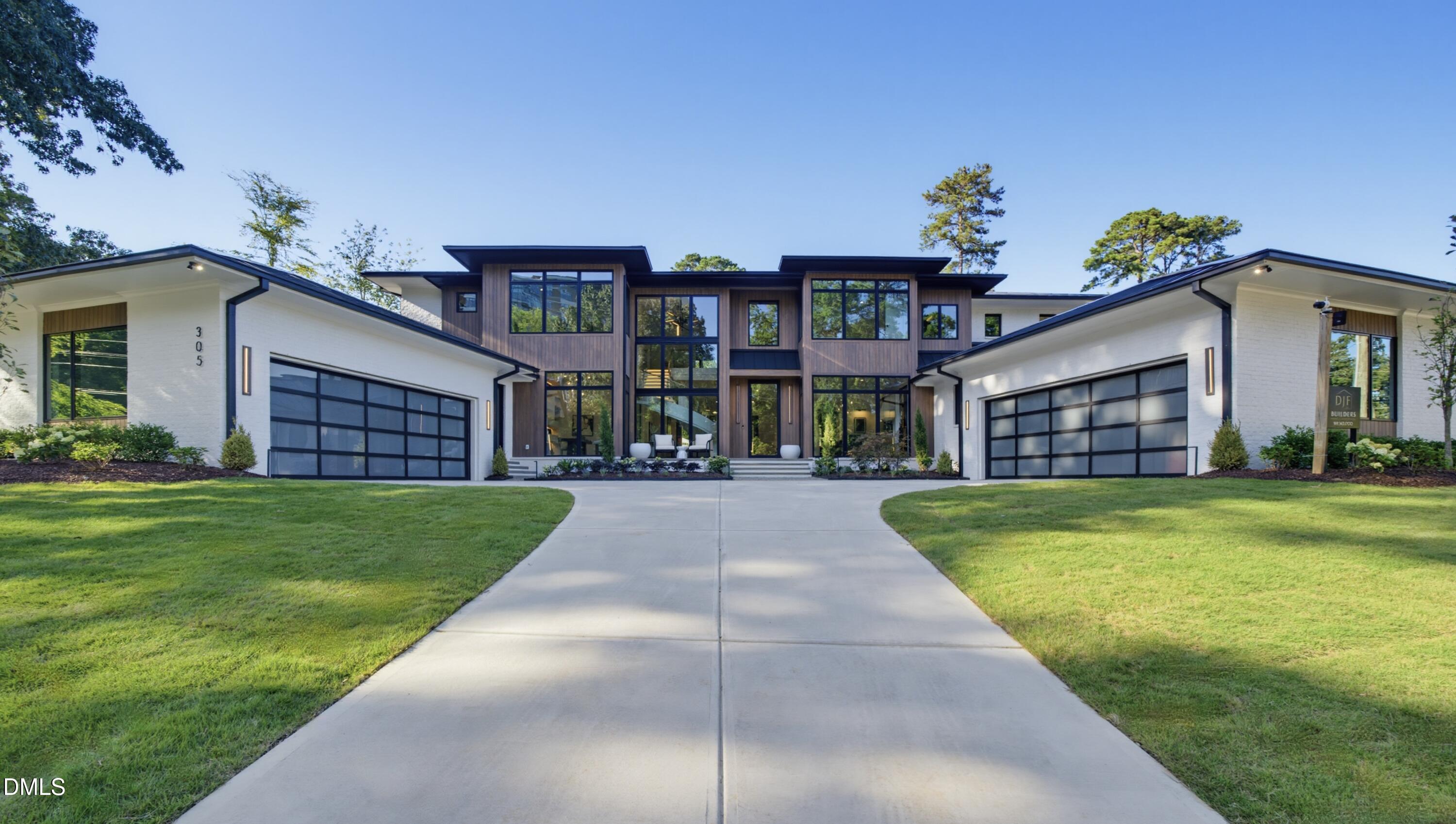 305 Dartmouth Road