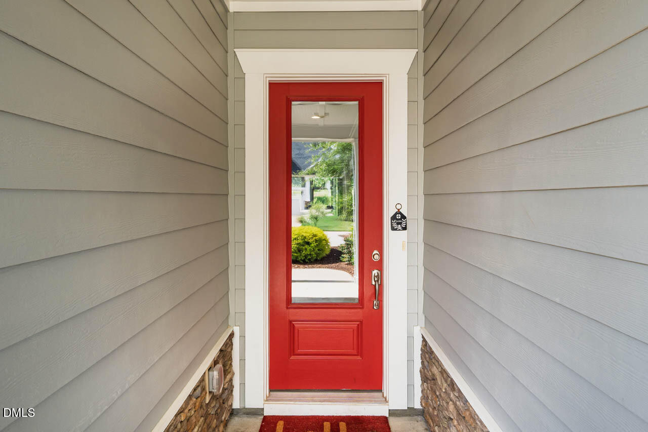 Exterior photo of 93 Abercorn Circle, Chapel Hill, NC 27516. MLS: 10182122