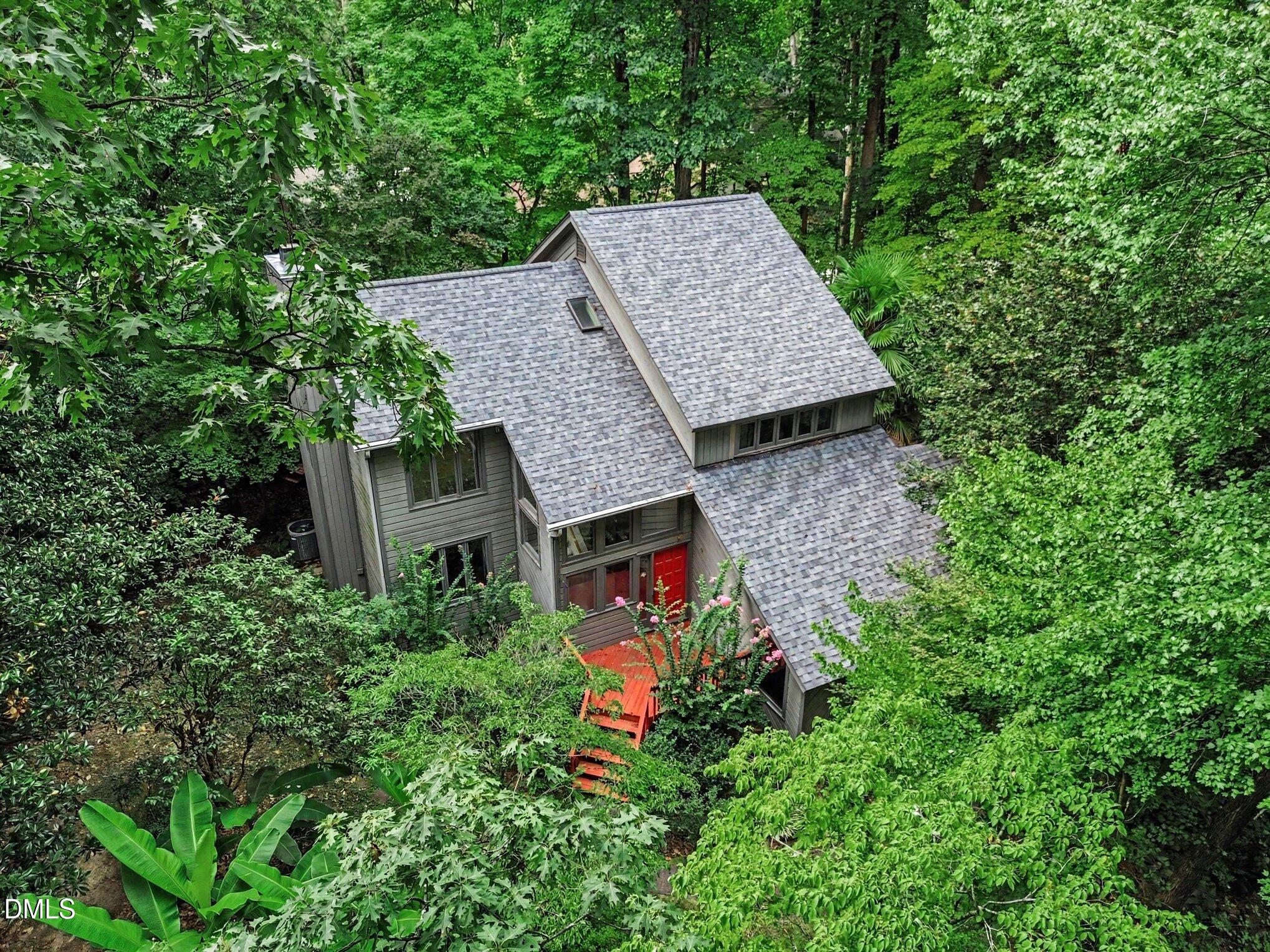 814 Lake Forest Drive