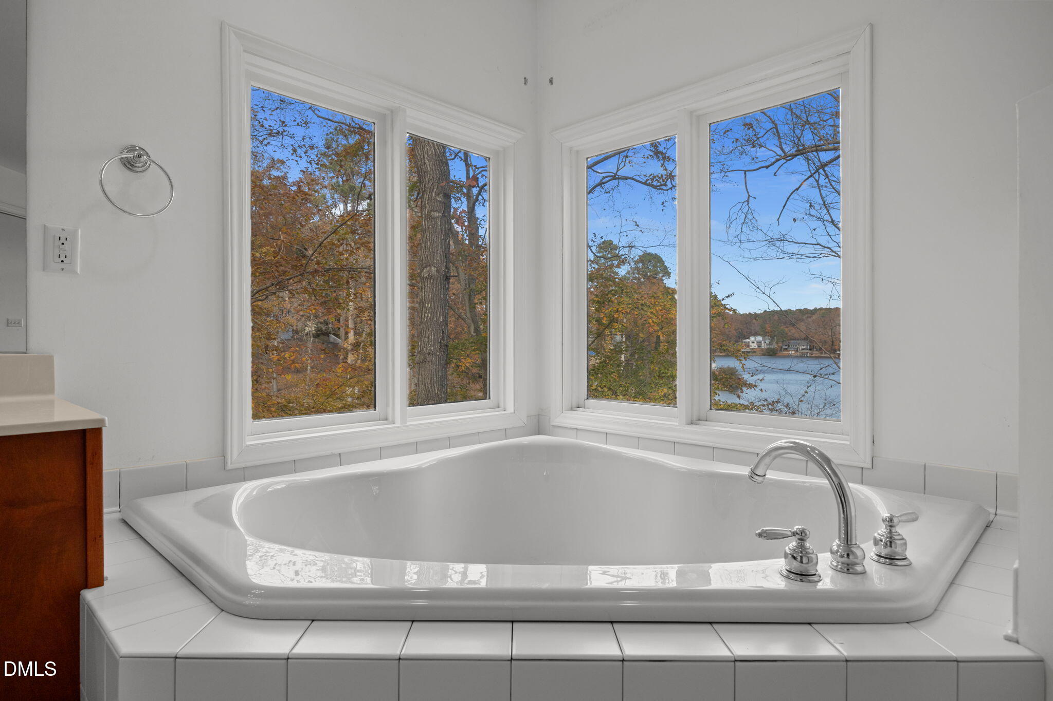 property-img