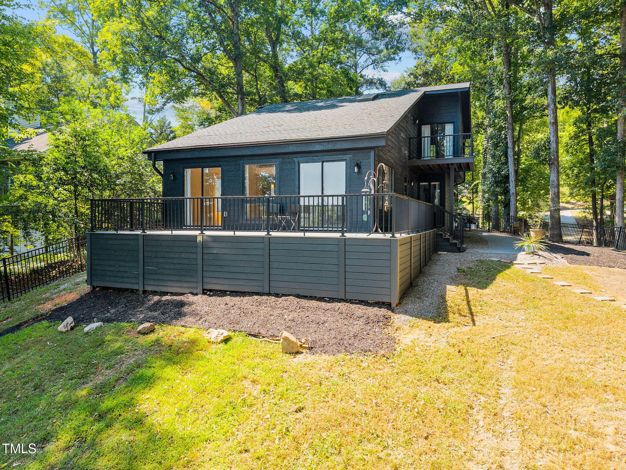 property-img
