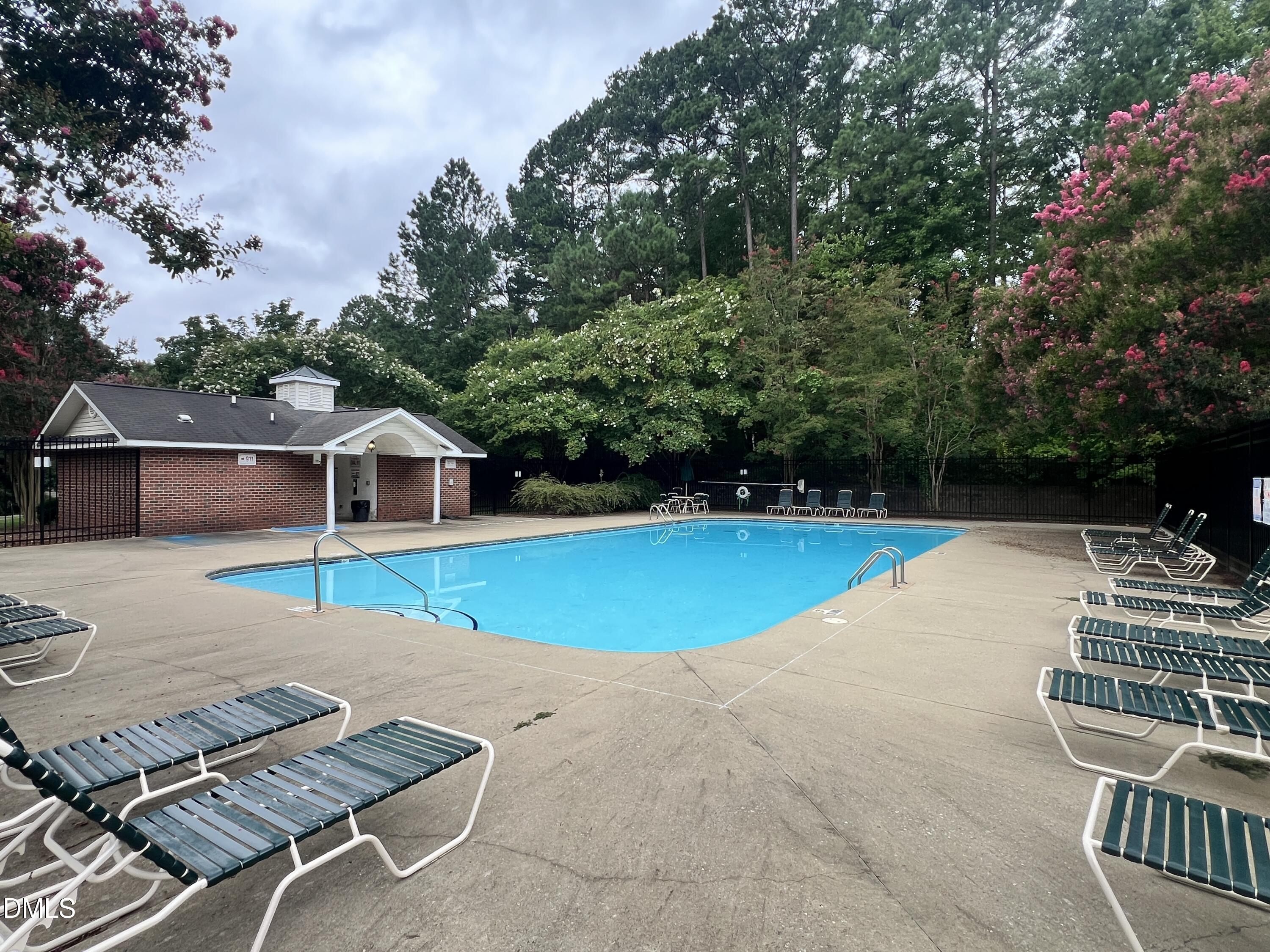 Exterior photo of 2800 Trailwood Pines Lane, Raleigh, NC 27603. MLS: 10185613