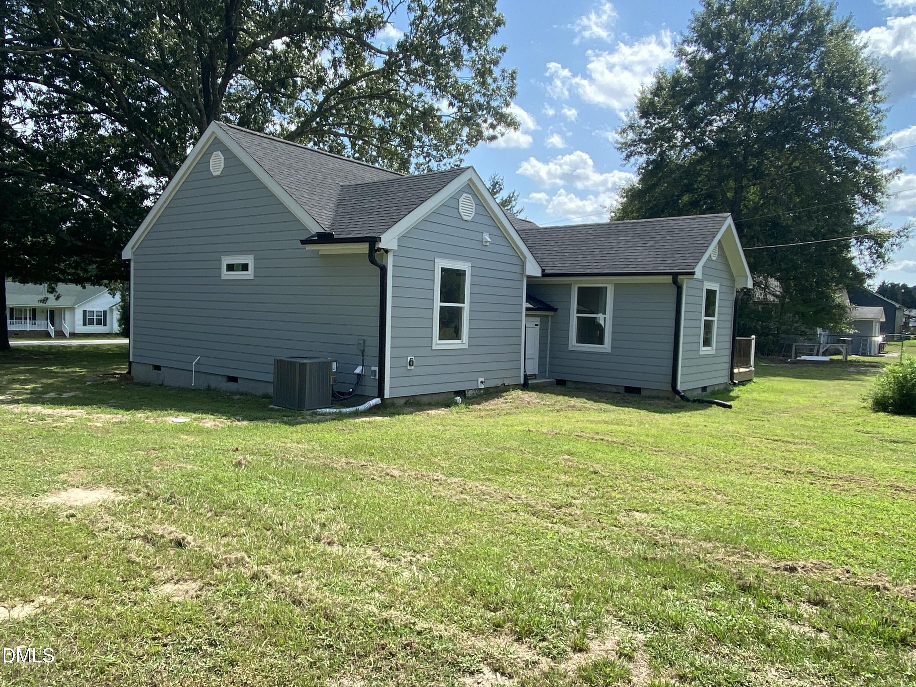 Exterior photo of 2924 N Shiloh Road, Garner, NC 27529. MLS: 10185489