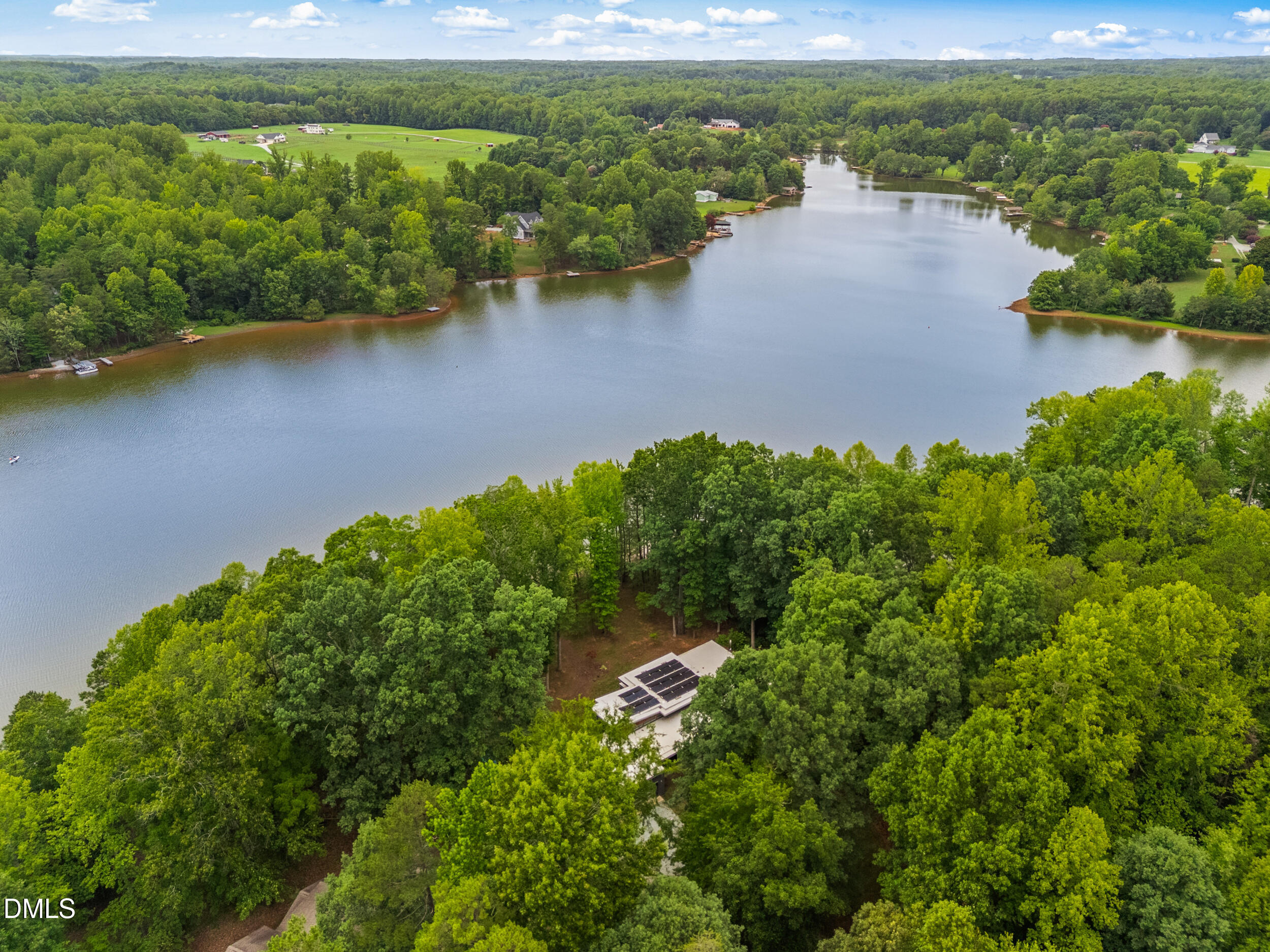 Exterior photo of 928 Shorefront Lane, Hillsborough, NC 27278. MLS: 10177230