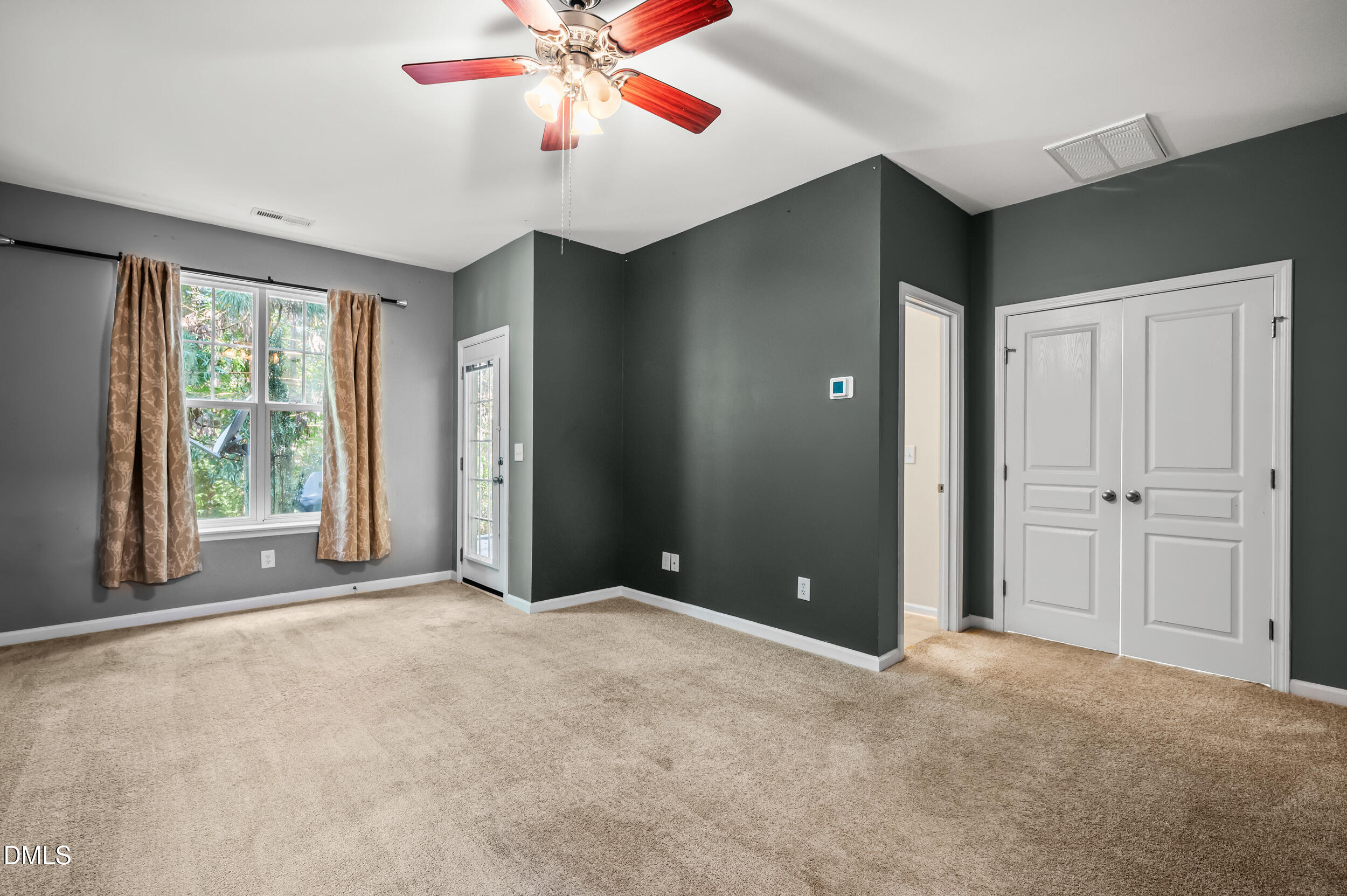 Exterior photo of 5831 Cameo Glass Way, Raleigh, NC 27612. MLS: 10190456