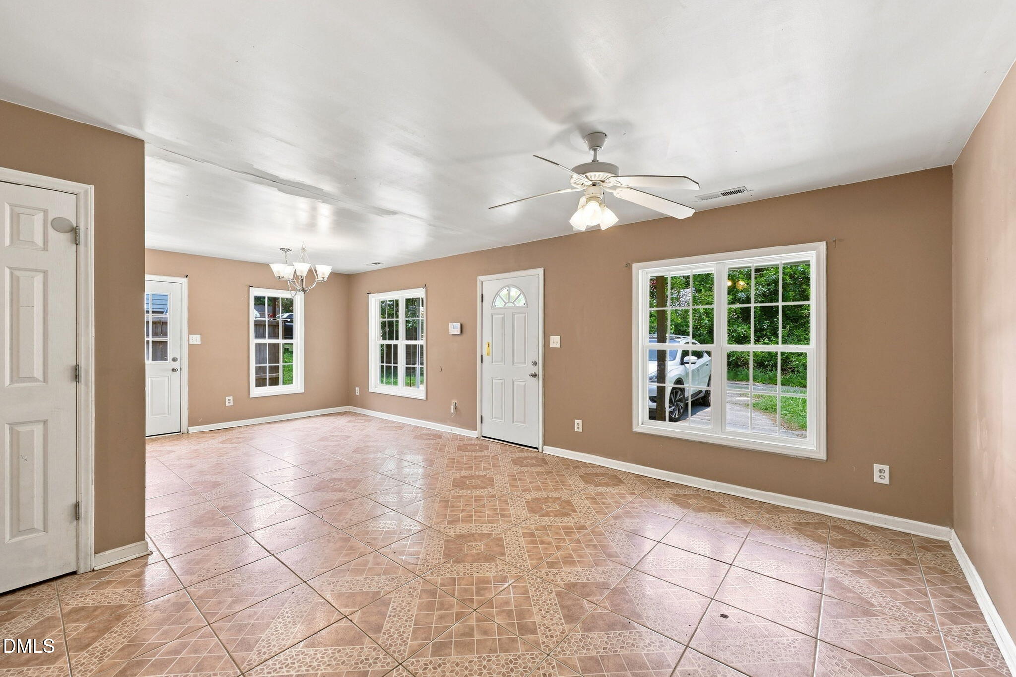 Exterior photo of 806 Piper Street, Durham, NC 27704. MLS: 10187199