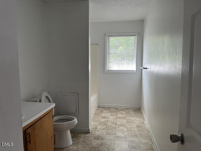 Exterior photo of 601 N Chestnut Street N, Henderson, NC 27536. MLS: 10176834