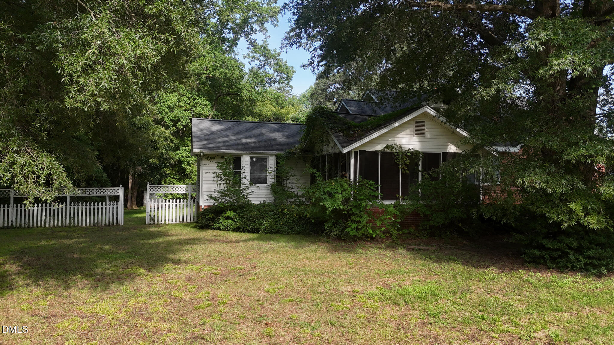 Exterior photo of 1179 Nc-87, Elon, NC 27244. MLS: 10186700