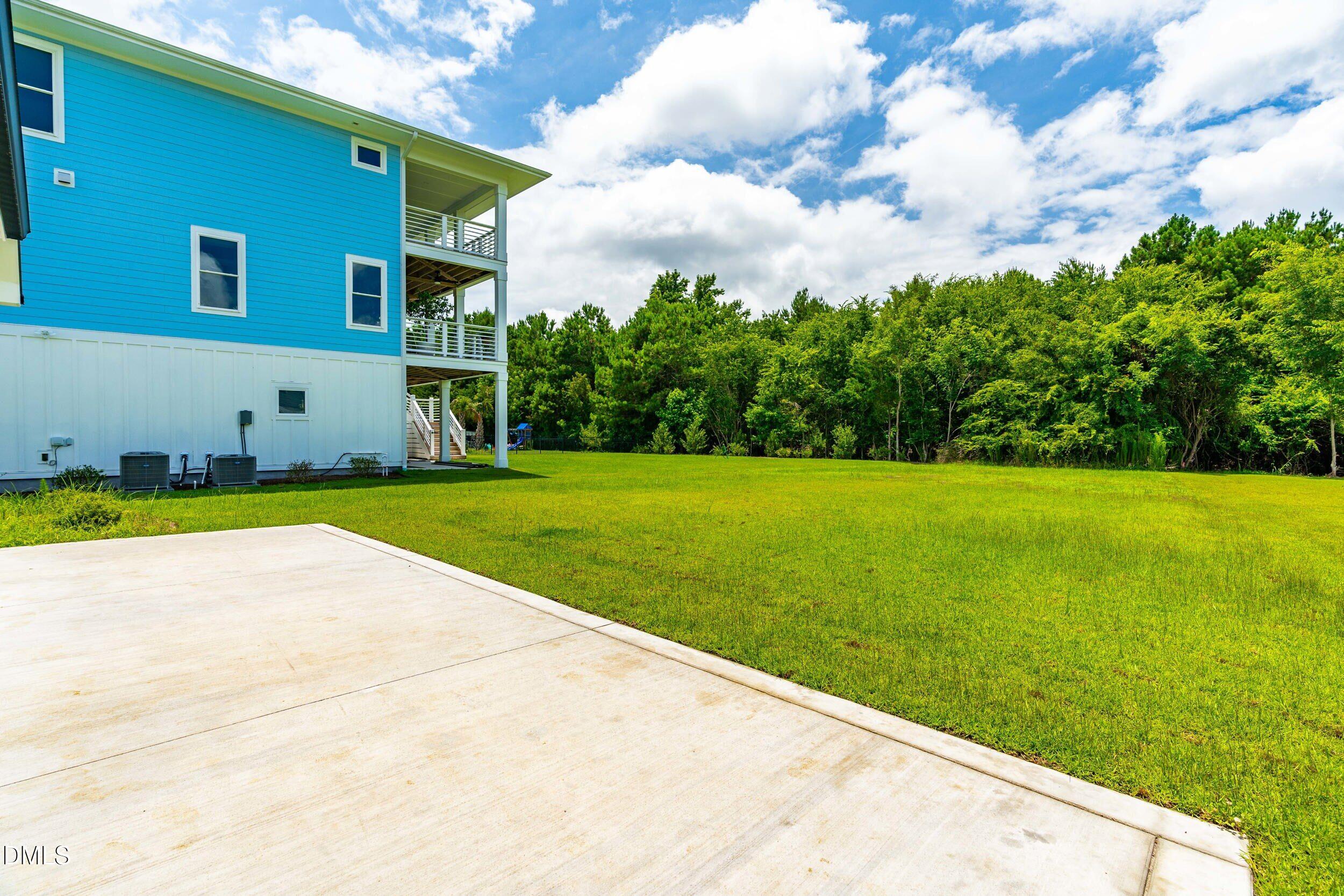 Exterior photo of 366 Summerhouse Drive, Holly Ridge, NC 28445. MLS: 10195159