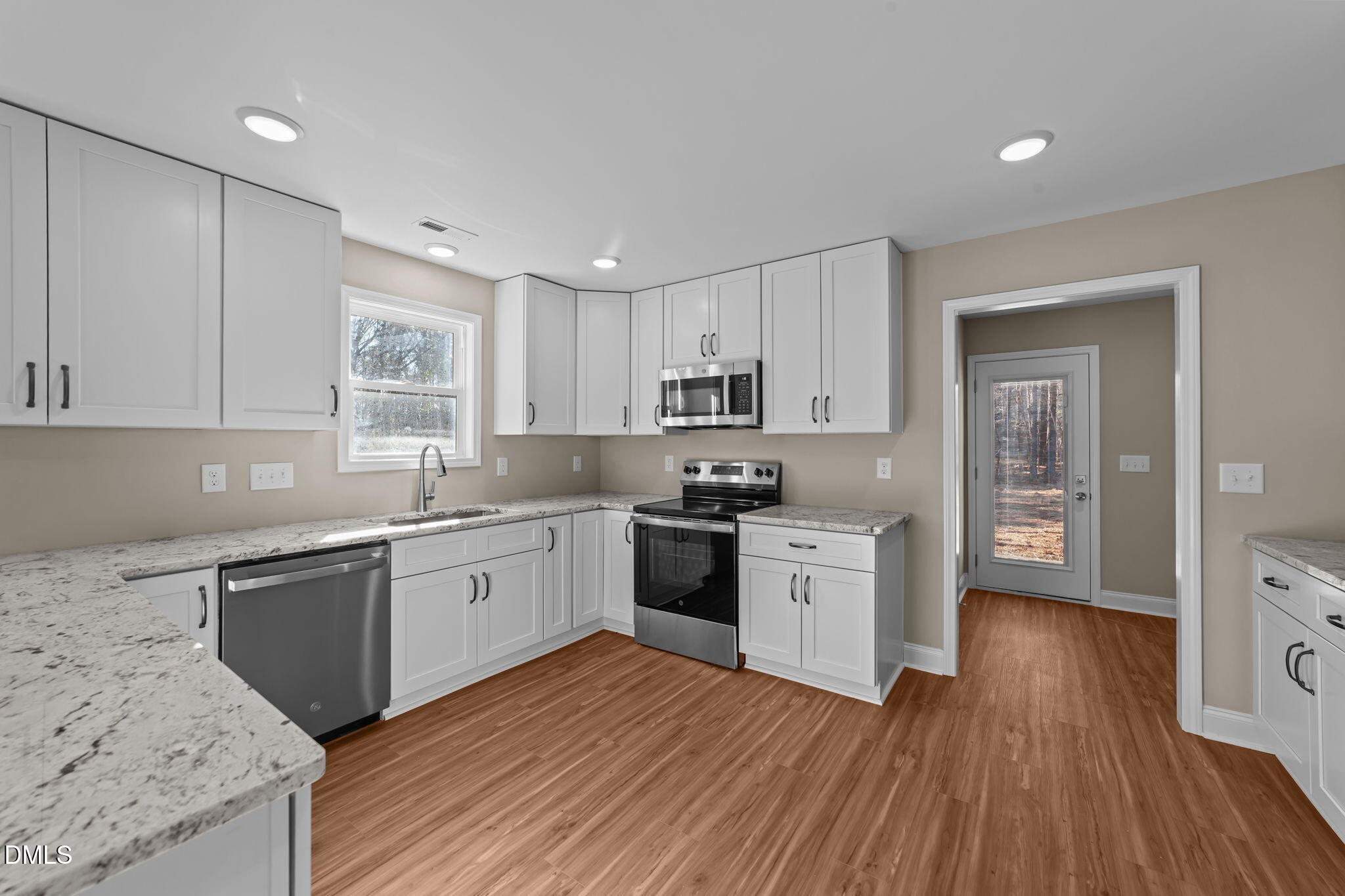 property-img