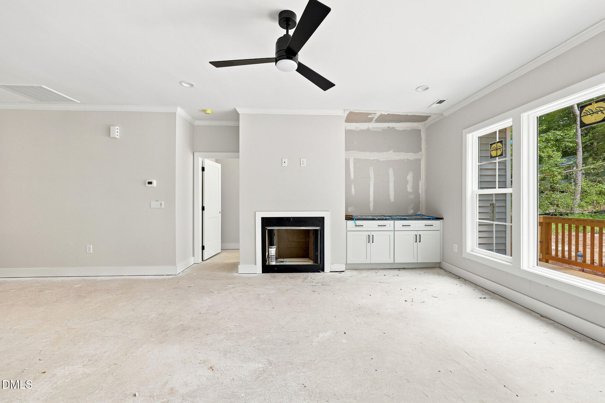 property-img