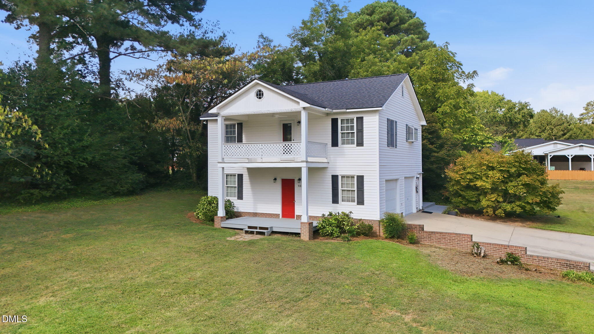 Exterior photo of 105 Mcleod Drive, Sanford, NC 27330. MLS: 10190158