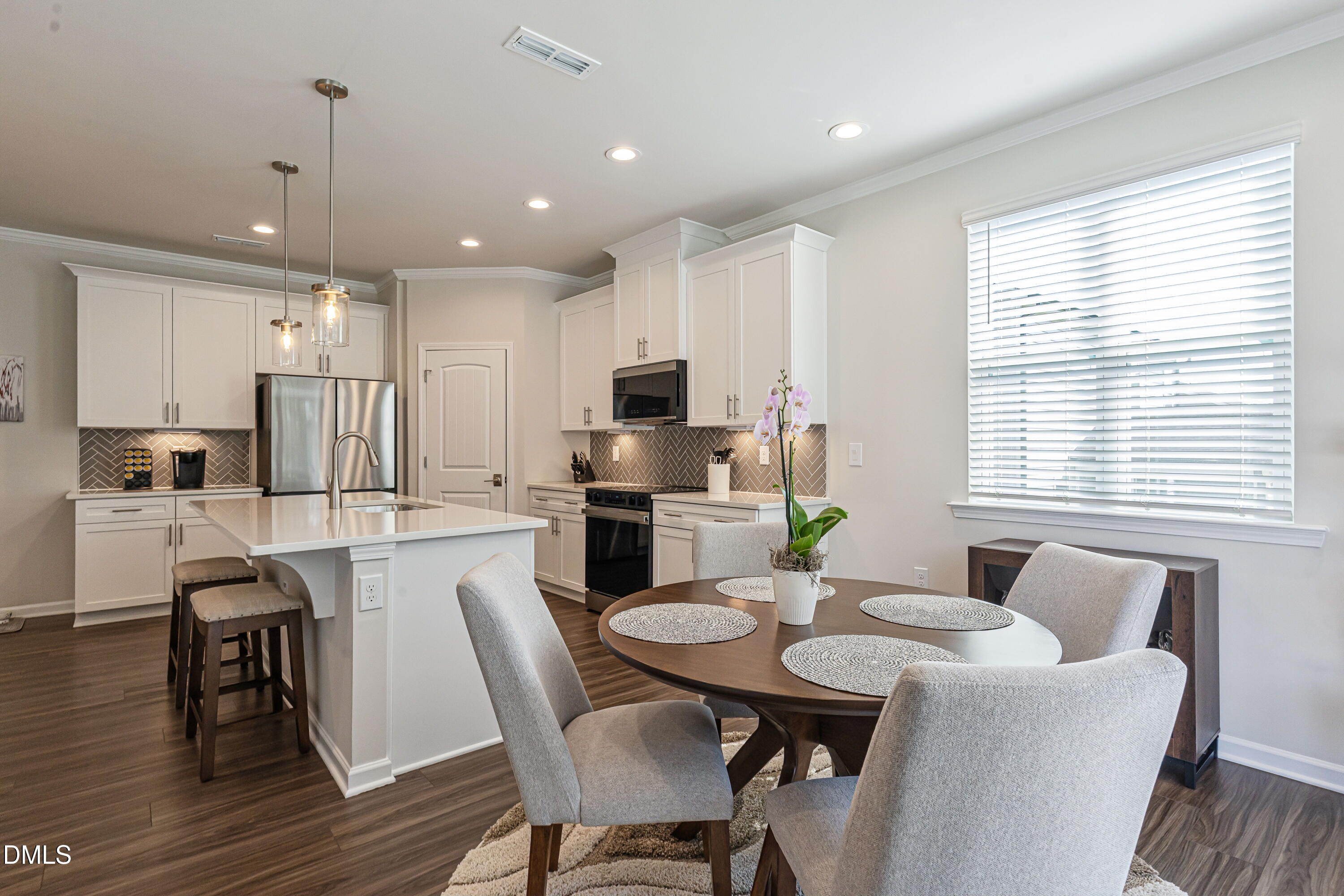 Exterior photo of 121 Providence Creek Drive, Fuquay Varina, NC 27526. MLS: 10190349