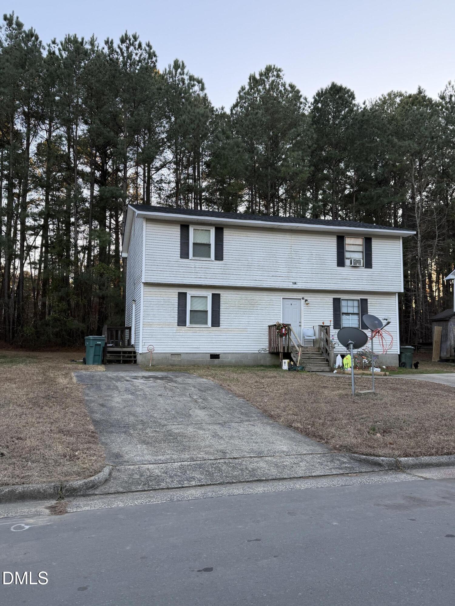 Exterior photo of 1427 Cherrycrest Drive, Durham, NC 27704. MLS: 10178436