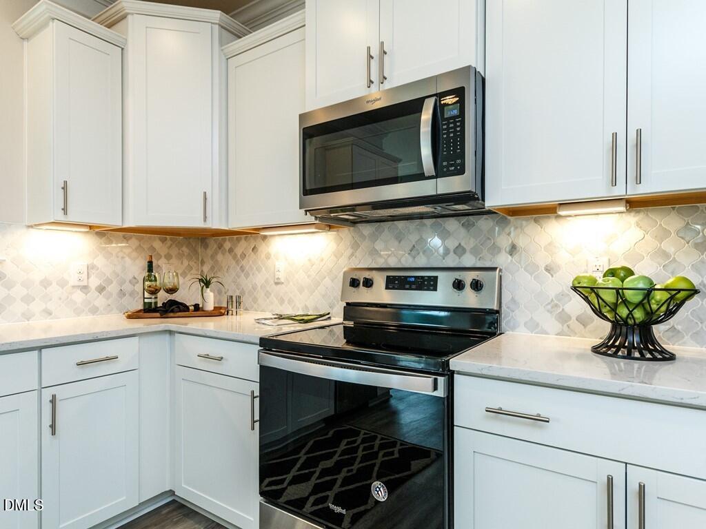 009_Kitchen