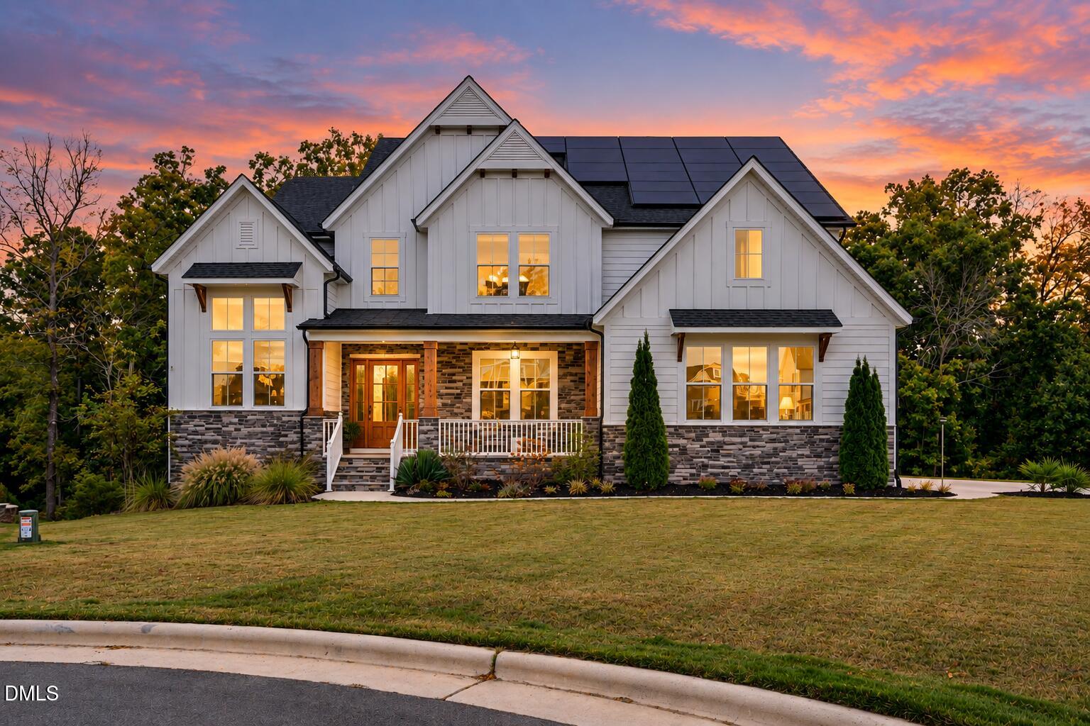 104 Holly Cv Court