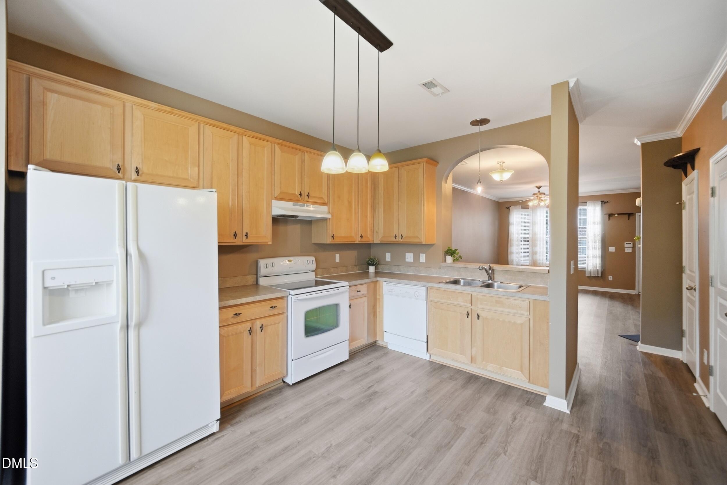 Exterior photo of 5311 Crescentview Parkway, Raleigh, NC 27606. MLS: 10191031