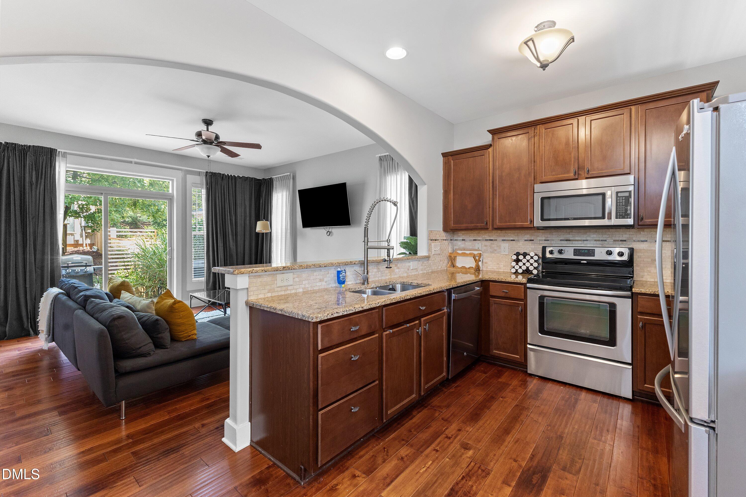Exterior photo of 3820 Amelia Park Drive, Raleigh, NC 27606. MLS: 10178724