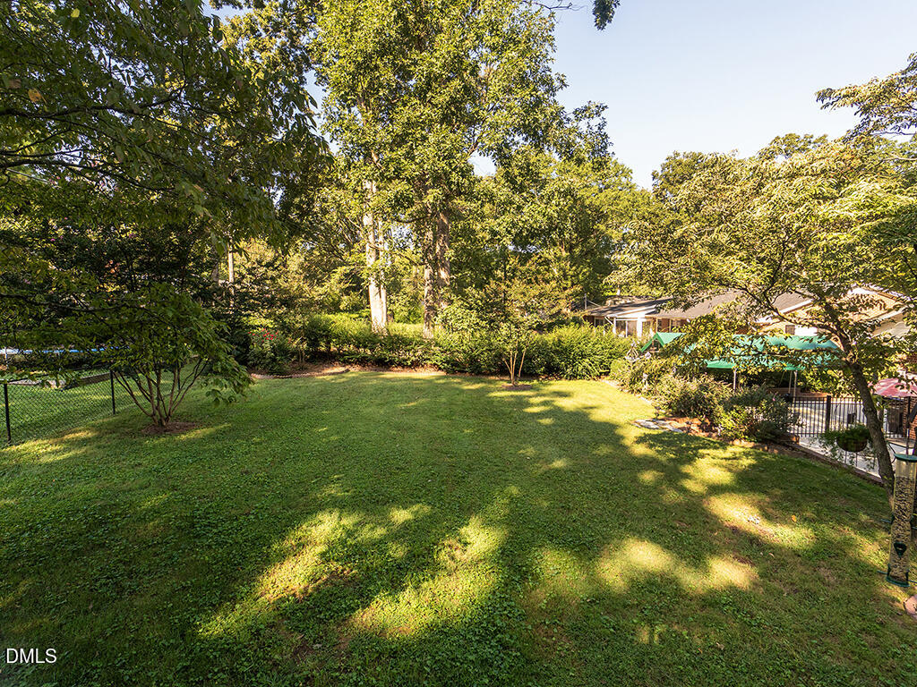 Exterior photo of 2216 Canterbury Drive, Burlington, NC 27215. MLS: 10195238