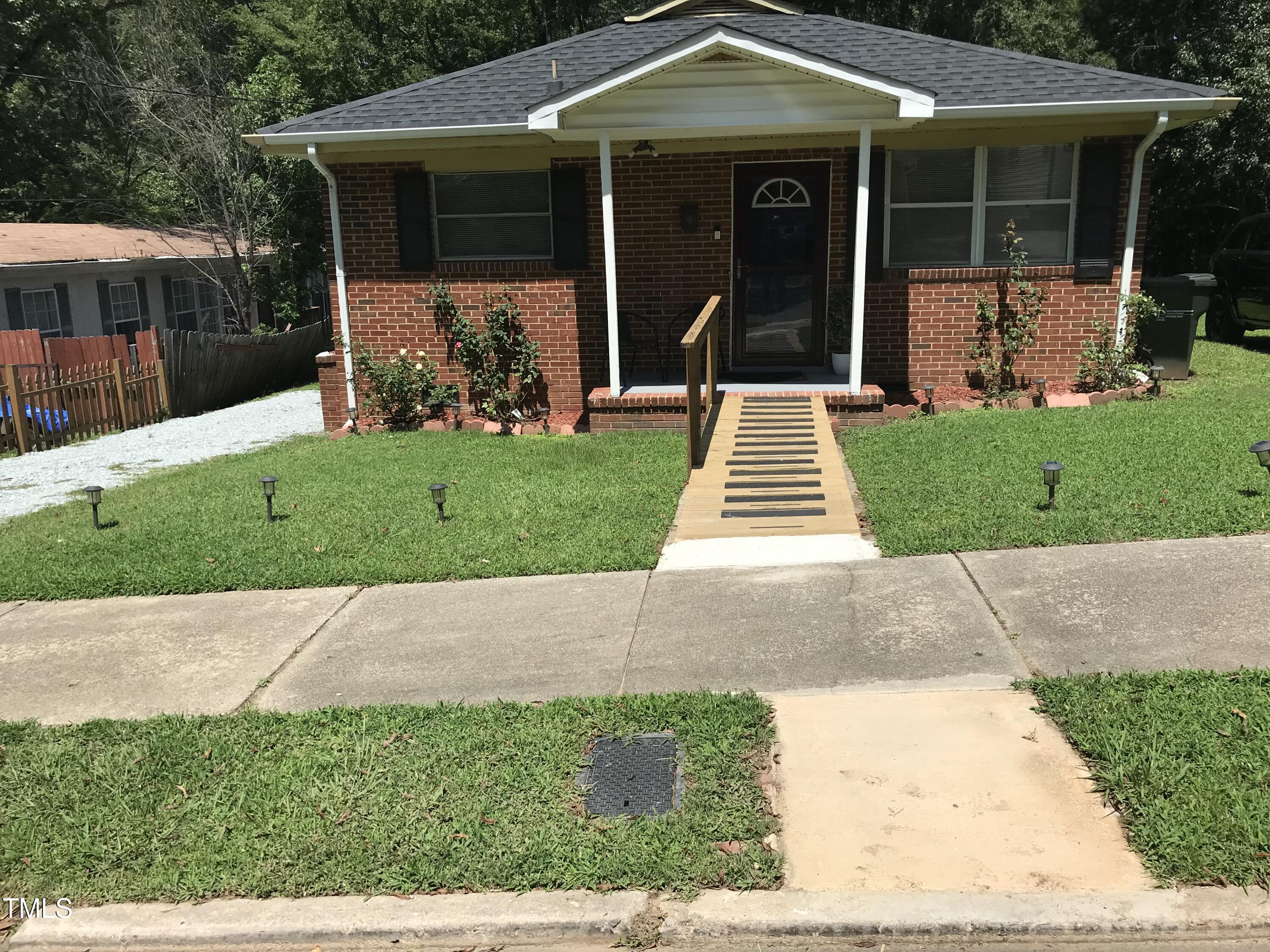 Exterior photo of 308 E End Avenue, Durham, NC 27703. MLS: 10194433