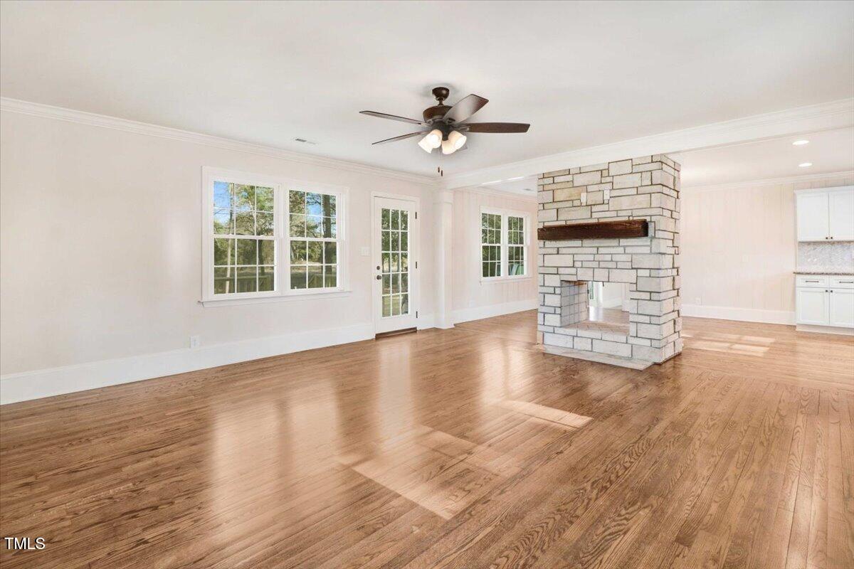07-210 S General Lee Ave-7