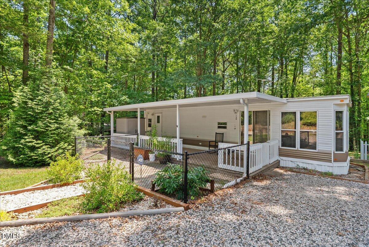 property-img