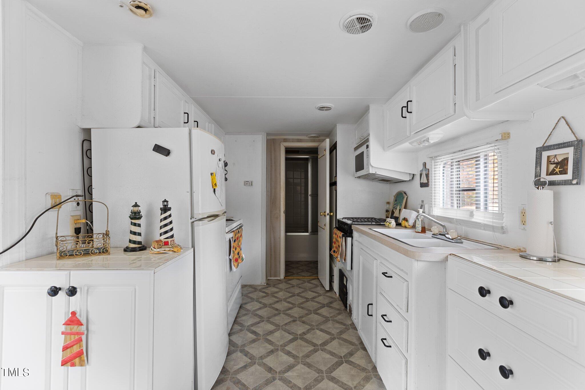 property-img