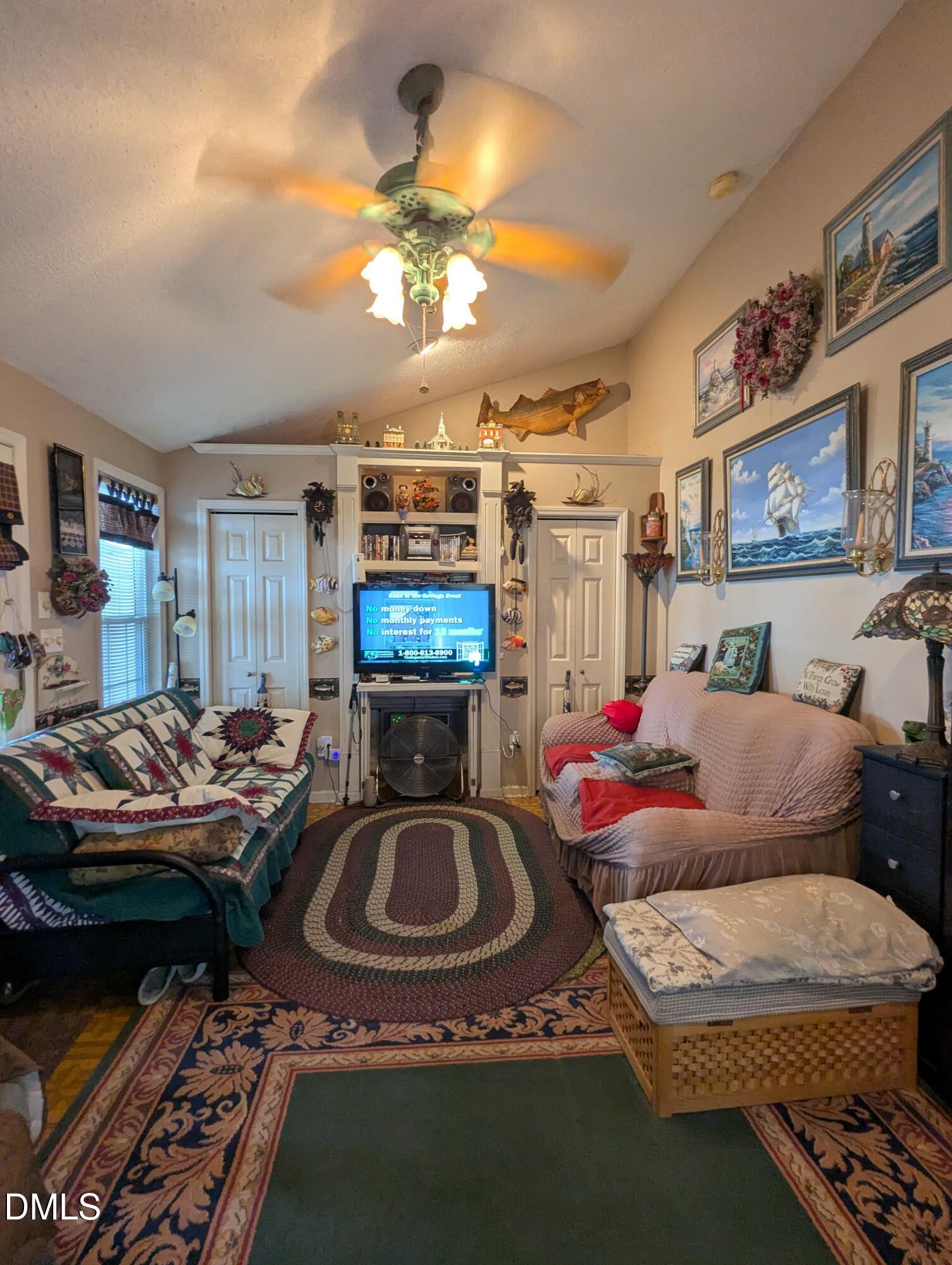 property-img