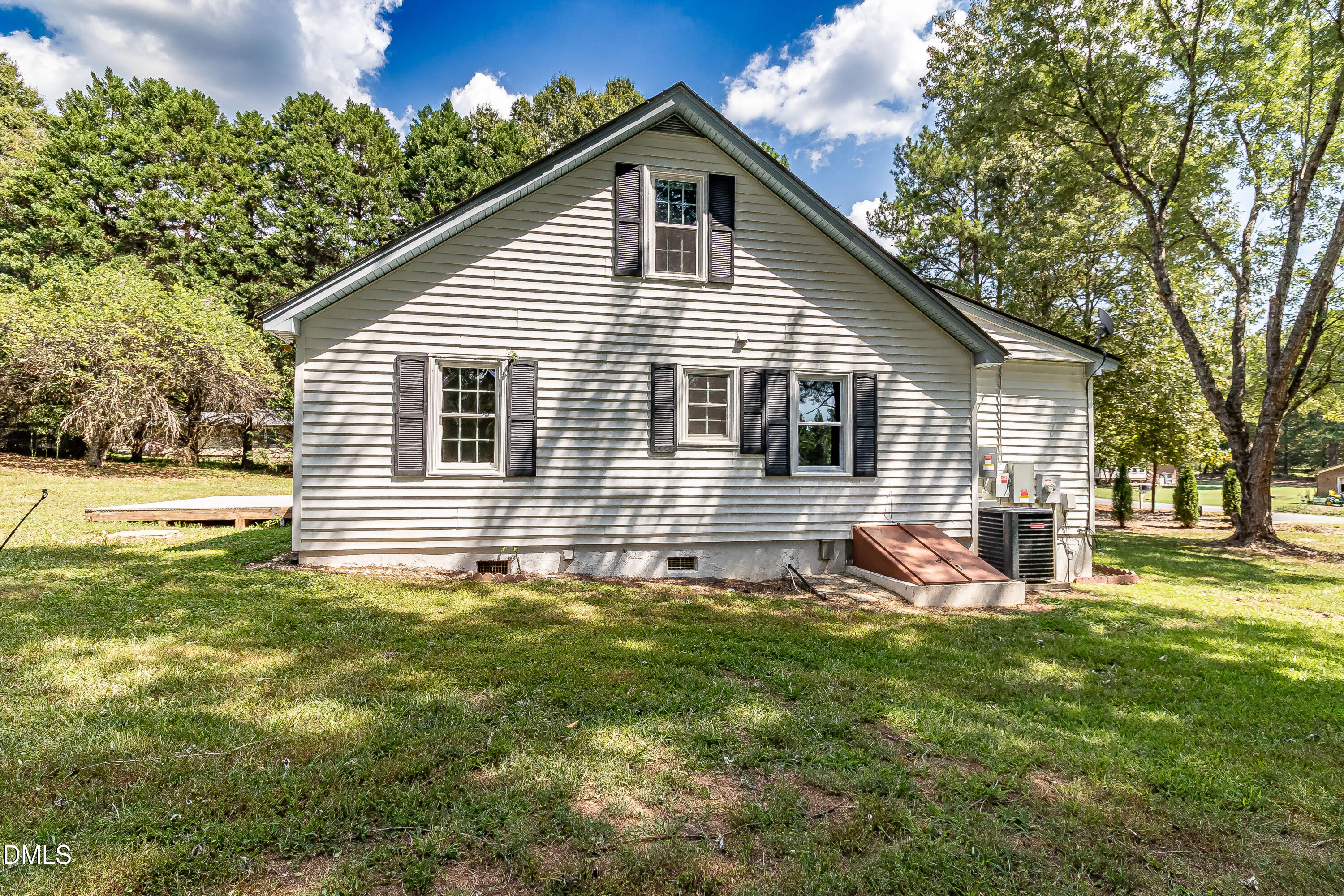 Exterior photo of 3304 Highgate Road, Raleigh, NC 27603. MLS: 10190320