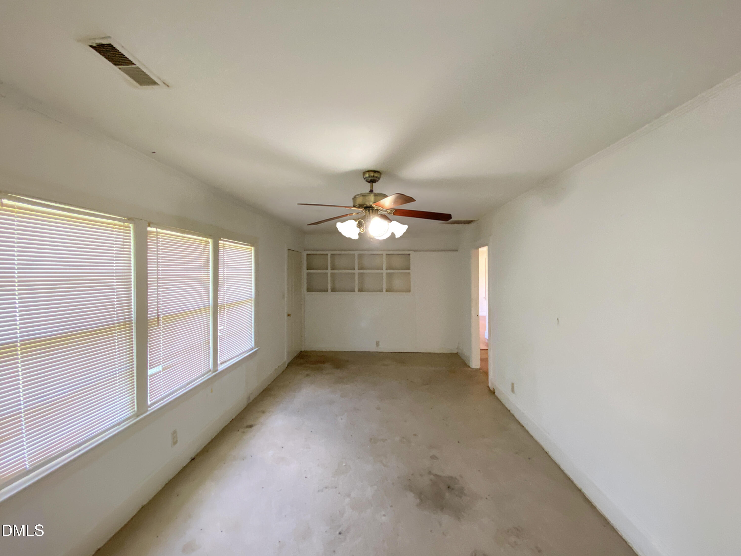Exterior photo of 513 Pear Street, Kinston, NC 28504. MLS: 10193216