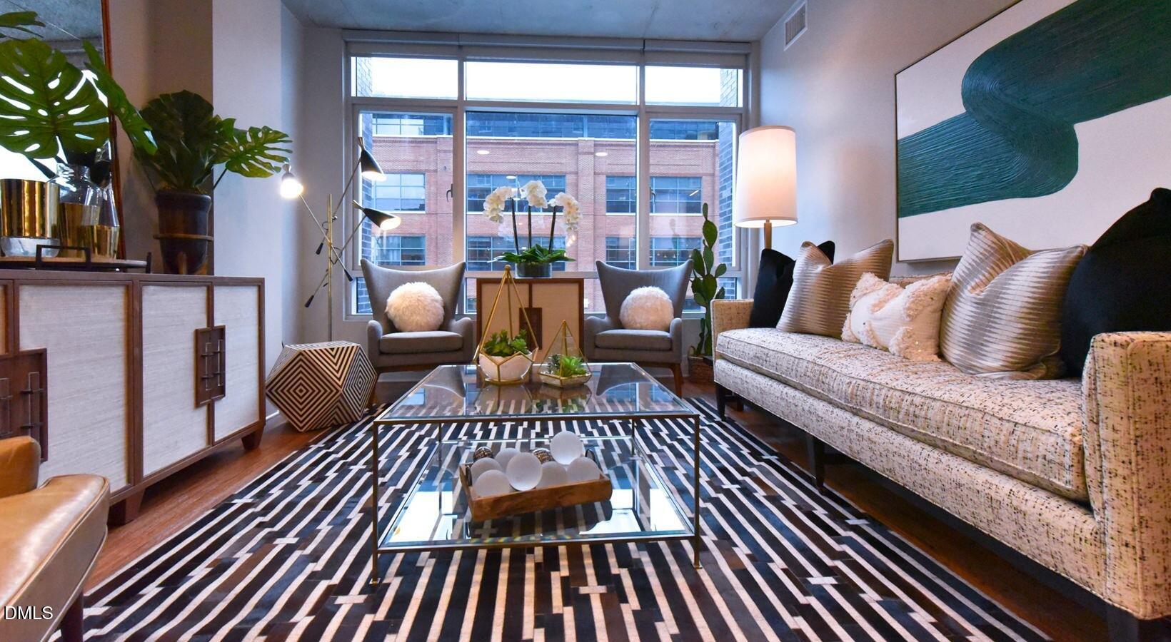 living-room2-c1c3b63cd97cfdc68cc88484f0e