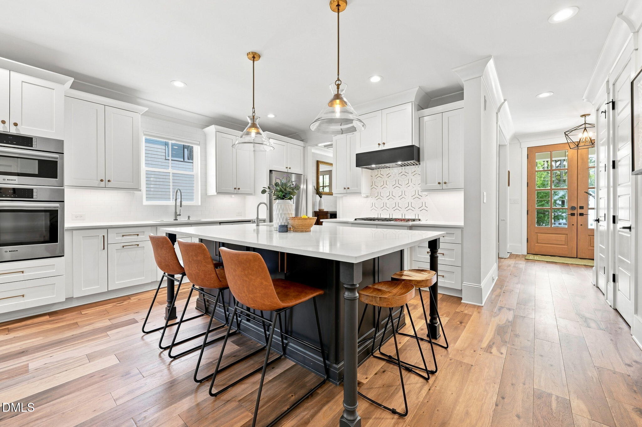 Exterior photo of 113 Crestview Road, Raleigh, NC 27609. MLS: 10191904